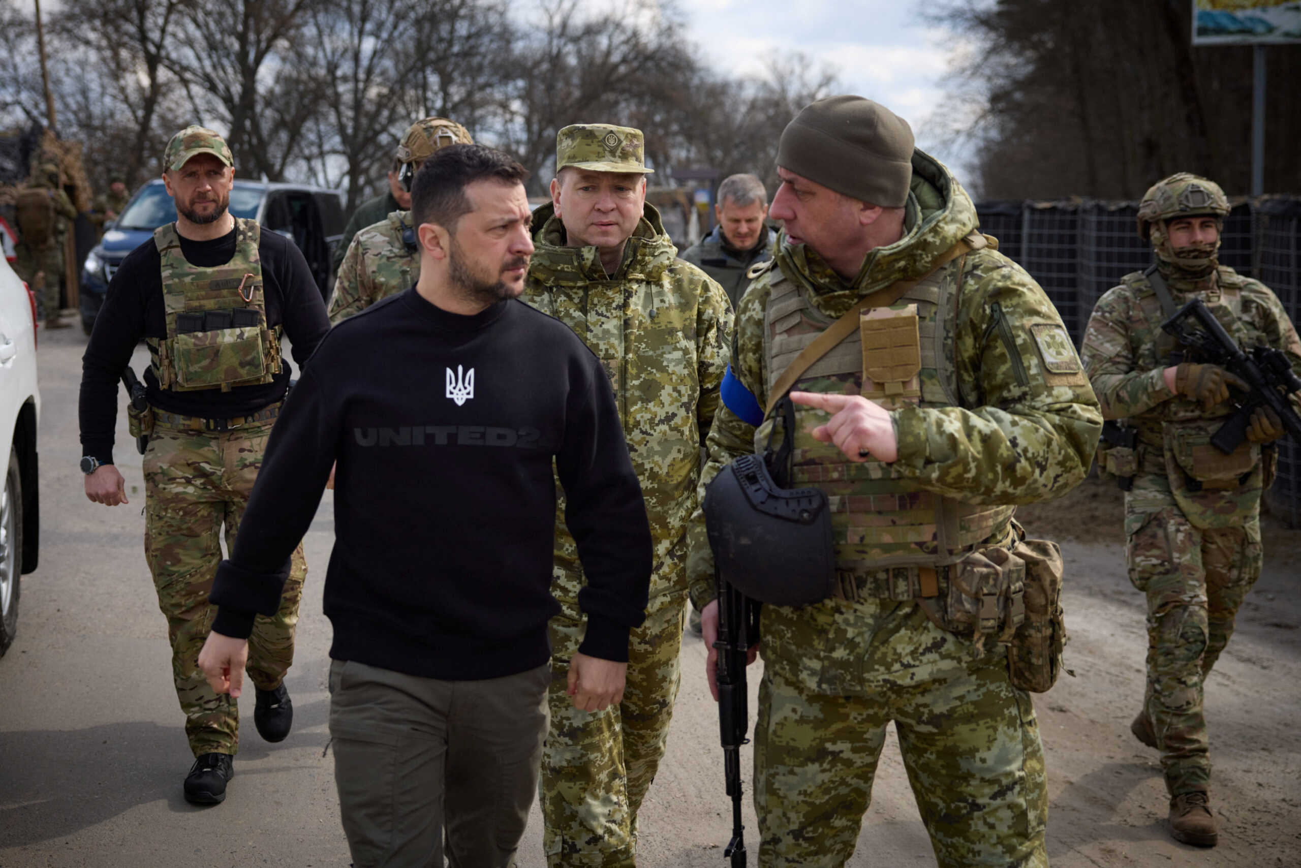 Ukraine's President Volodymyr Zelenskiy visits positions of Ukrainian Border Guards near the border with Russia, amid Russia's attack on Ukraine, in Sumy region, Ukraine March 28, 2023. Ukrainian Presidential Press Service