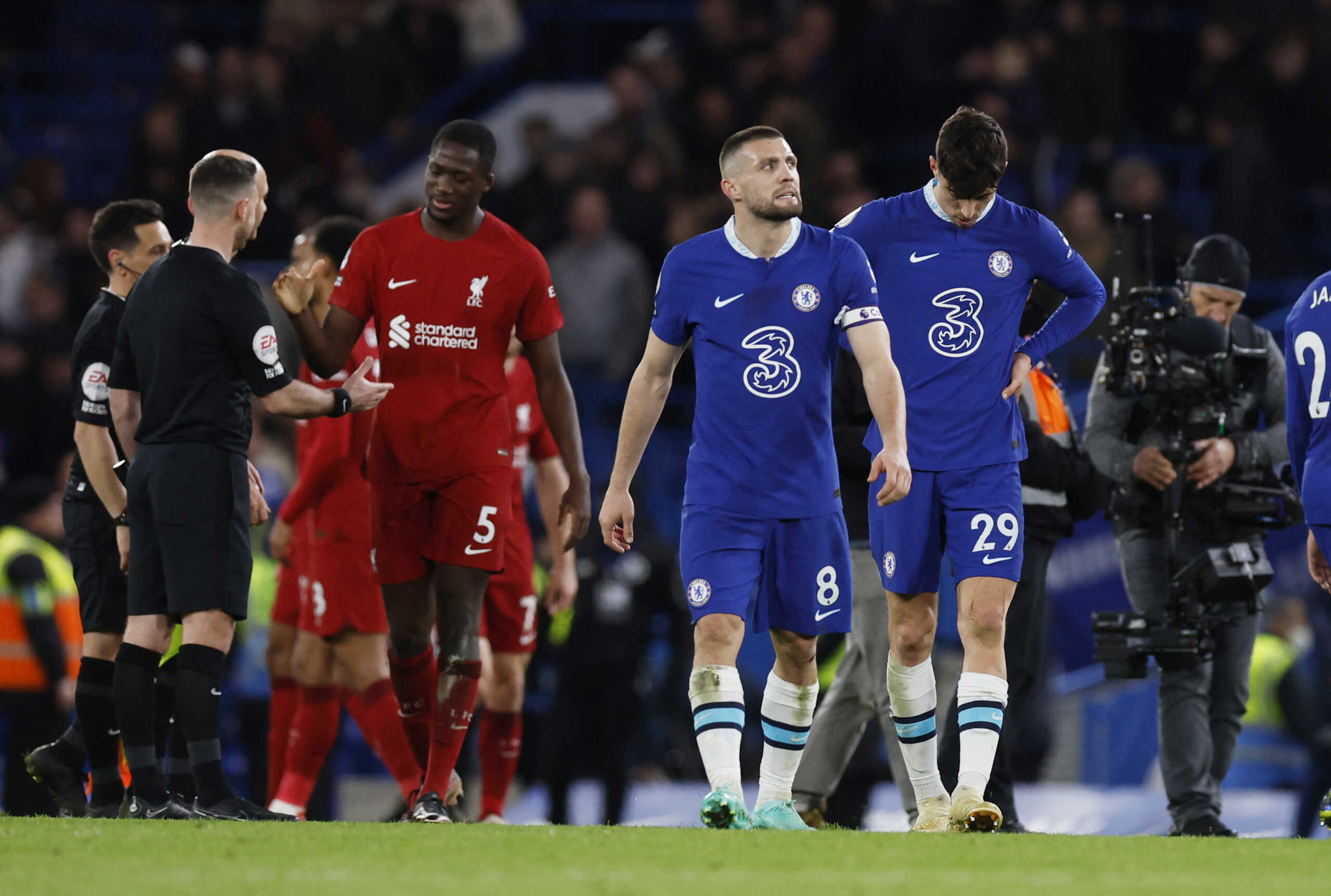 Soccer Football - Premier League - Chelsea v Liverpool - Stamford Bridge, London, Britain - April 4, 2023  Chelsea's Mateo Kovacic and Kai Havertz react after the match Action Images via Reuters
