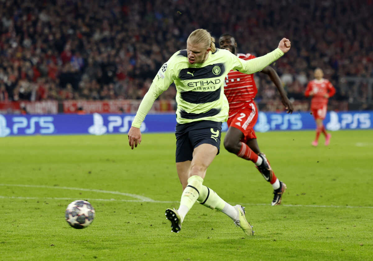 Soccer Football - Champions League - Quarter Final - Second Leg - Bayern Munich v Manchester City - Allianz Arena, Munich, Germany - April 19, 2023 Manchester City's Erling Braut Haaland shoots at goal REUTERS