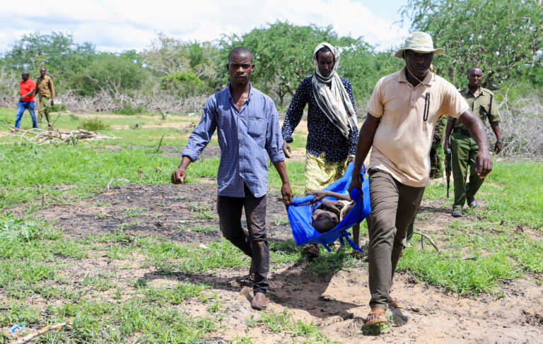 Απίστευτη τραγωδία στην Κένυα: Μαζική αυτοκτονία με νηστεία μέχρι θανάτου μελών αίρεσης – Βρέθηκαν 73 πτώματα