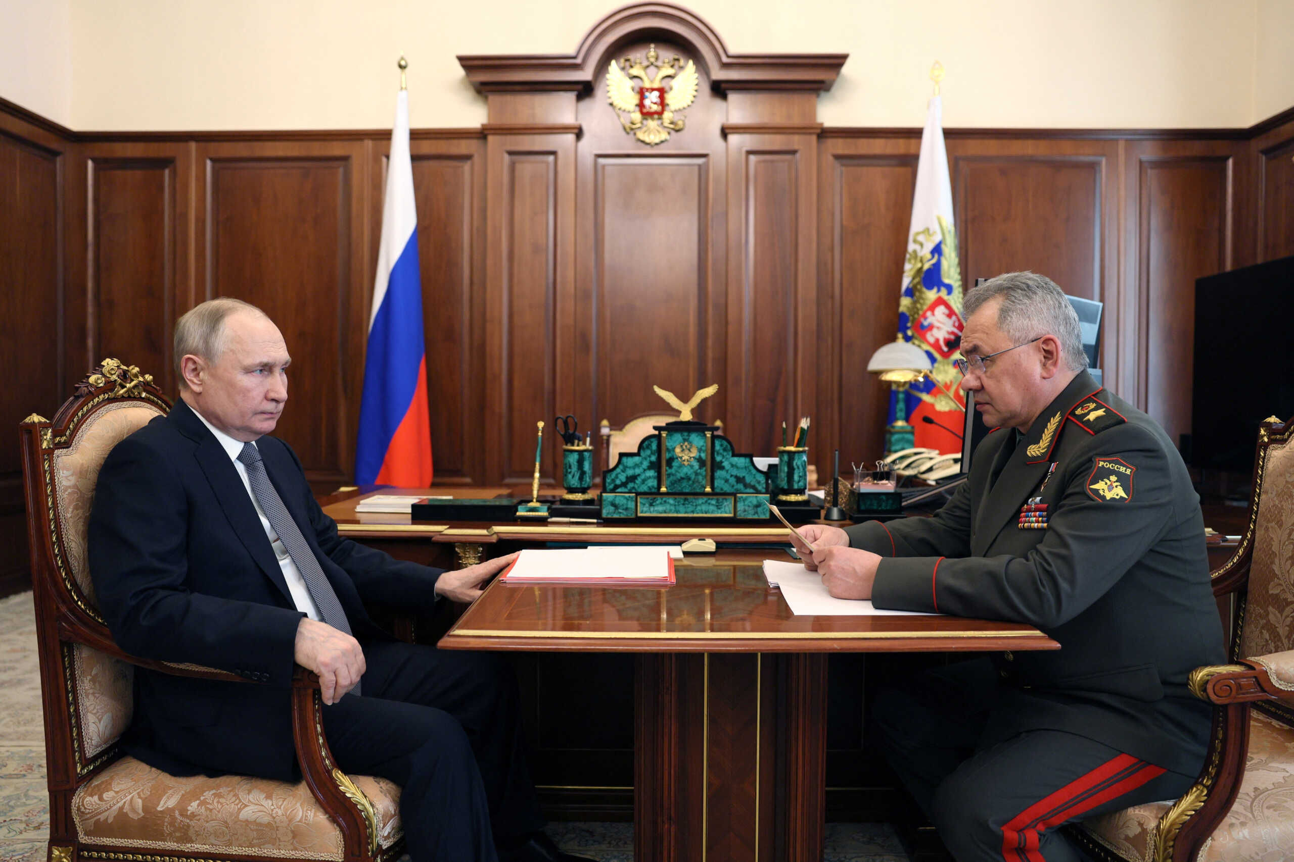 Ρωσία: Πούτιν και Σοϊγκού συζήτησαν για τις ασκήσεις του Στόλου του Ειρηνικού