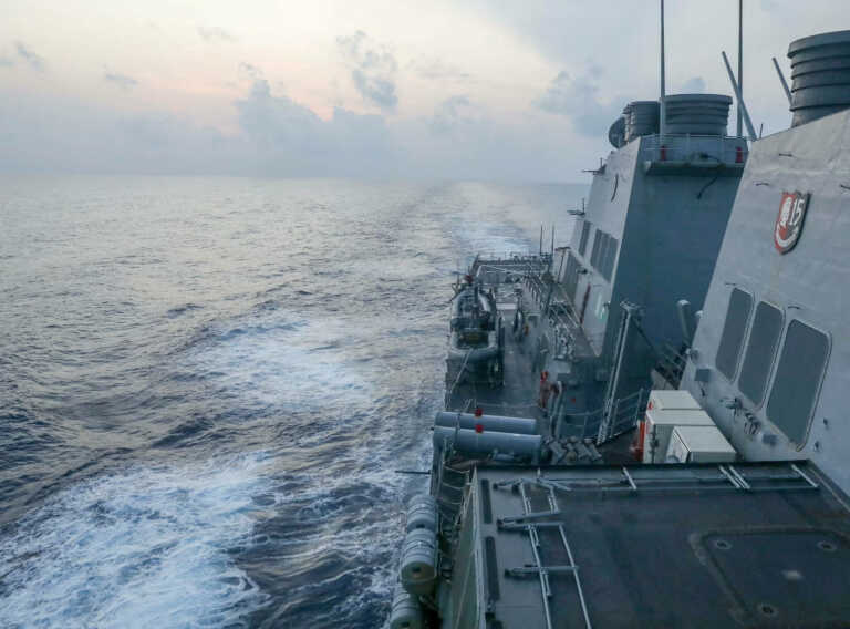 Αντιτορπιλικό των ΗΠΑ πλέει στο στενό της Ταϊβάν – Για «διέλευση ρουτίνας» κάνει λόγο το Πολεμικό Ναυτικό