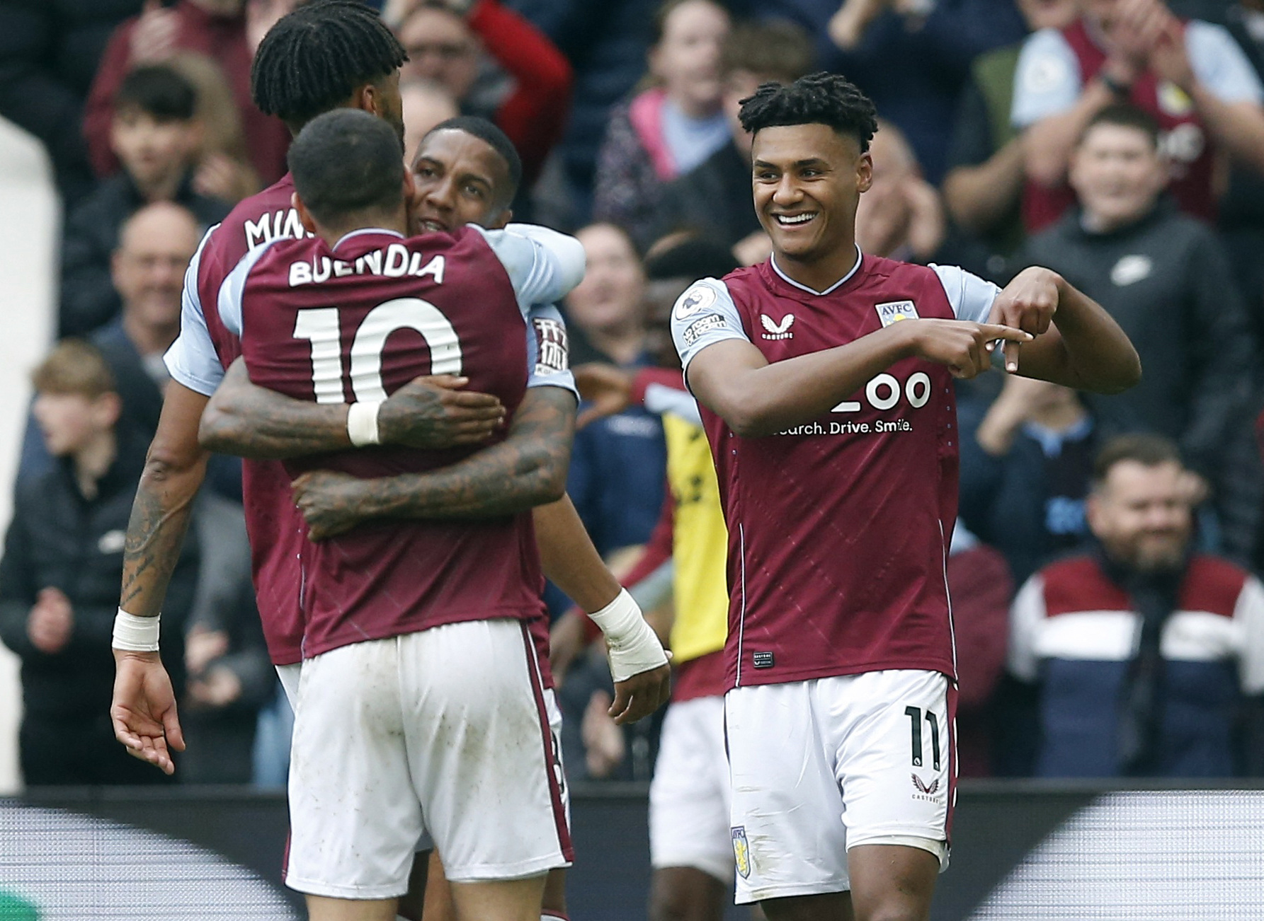 Soccer Football - Premier League - Aston Villa v Newcastle United - Villa Park, Birmingham, Britain - April 15, 2023 Aston Villa's Ollie Watkins celebrates scoring their third goal with teammates Action Images via Reuters