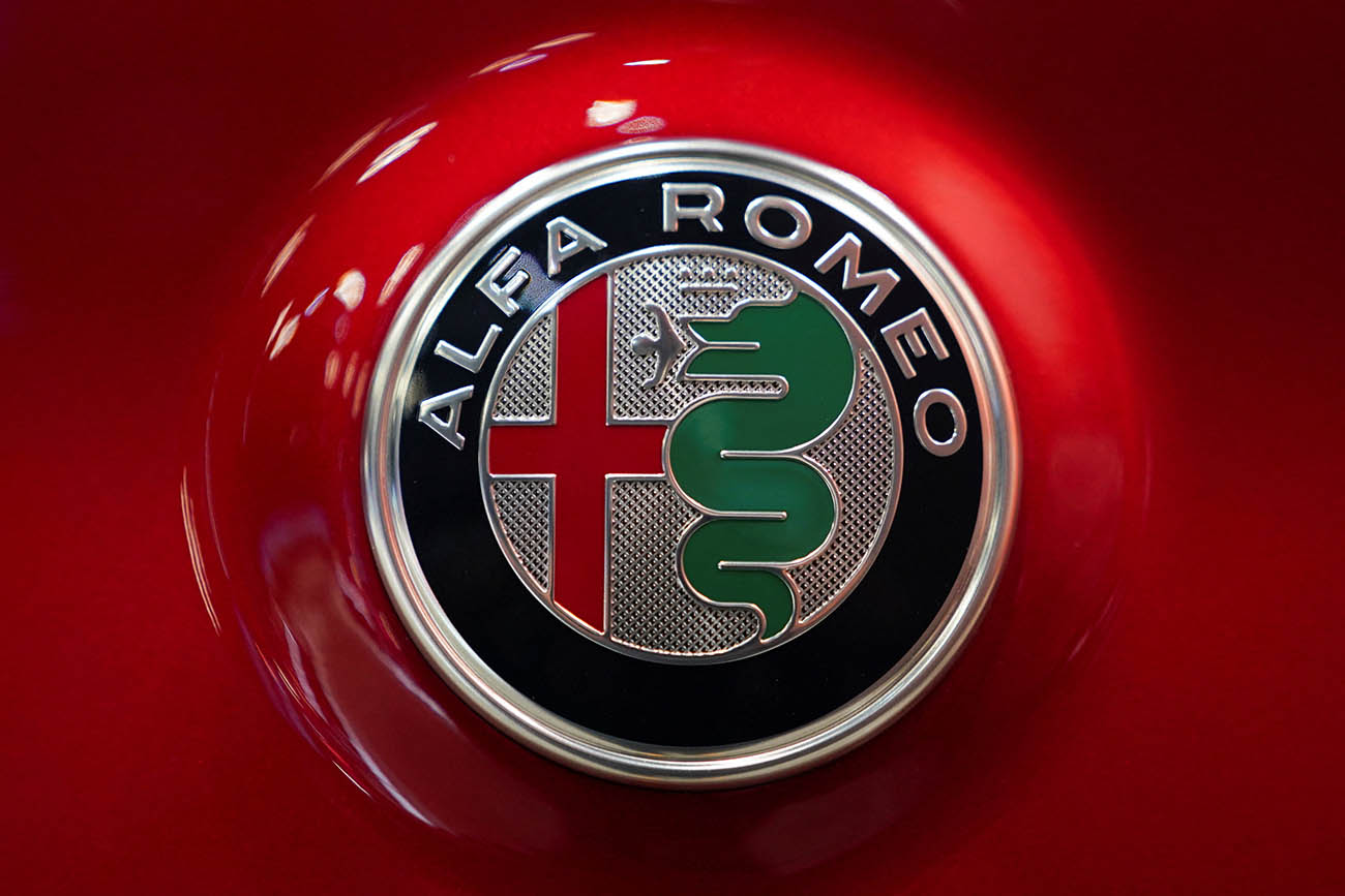 An Alfa Romeo logo is seen during the New York International Auto Show, in Manhattan, New York City, U.S., April 5, 2023. REUTERS
