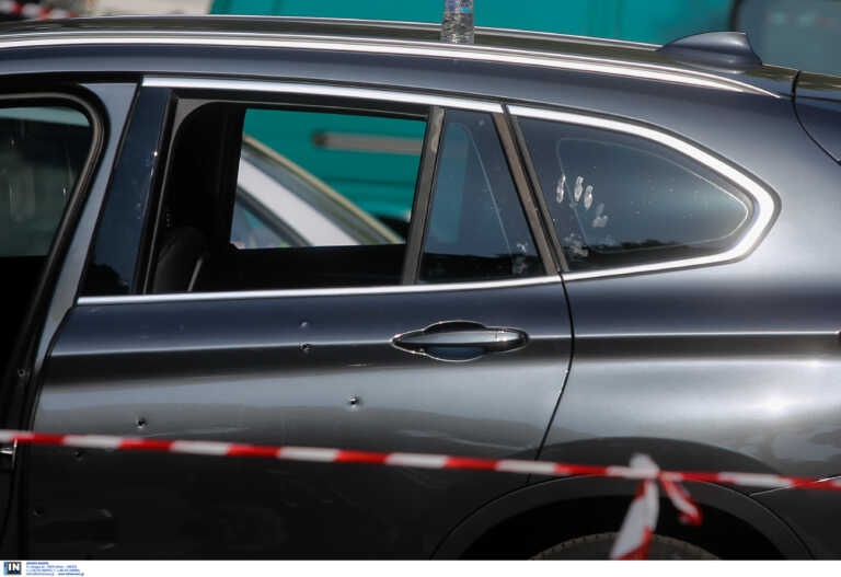 Νεκρή γυναίκα μέσα σε αυτοκίνητο στη Θεσσαλονίκη - Φόβοι για έγκλημα από τα πρώτα στοιχεία