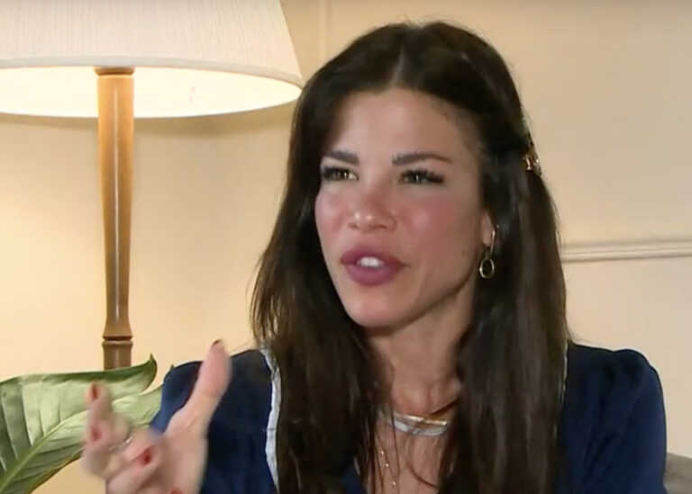 Συγκλονίζει η Δάφνη Καραβοκύρη για τη μάχη της με τη ανορεξία: «Το δέρμα μου είχε γίνει διάφανο»
