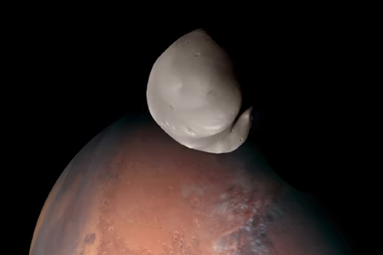 Πλανήτης Άρης: Εντυπωσιακές εικόνες από τον Δείμο έστειλε το διαστημόπλοιο Hope