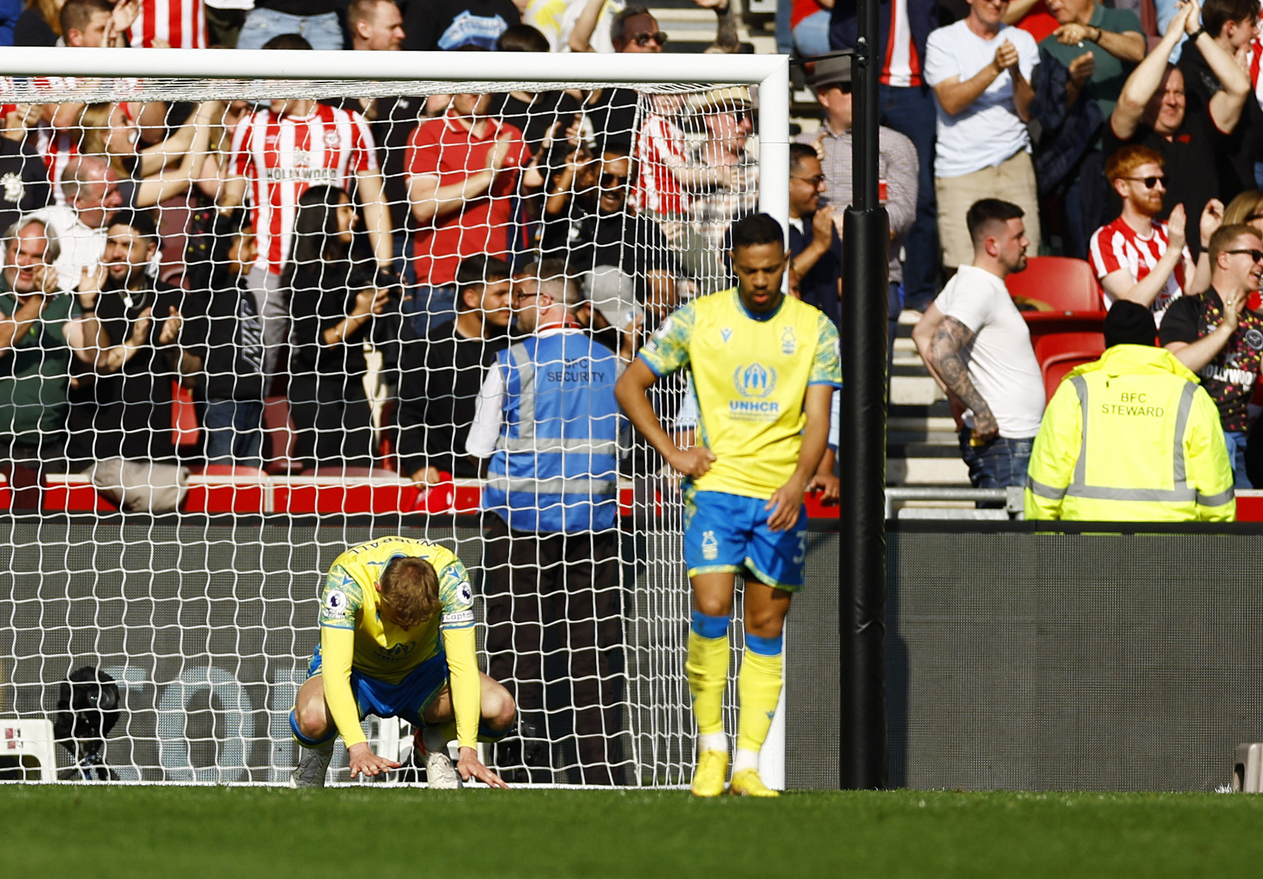 Soccer Football - Premier League - Brentford v Nottingham Forest - Brentford Community Stadium, London, Britain - April 29, 2023 Nottingham Forest's Joe Worrall reacts after Brentford's Josh Dasilva scored their second goal Action Images via Reuters