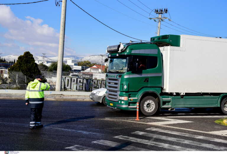 Απαγόρευση κυκλοφορίας των φορτηγών από το πρωί της Μ. Πέμπτης - Αναλυτικά τα μέτρα της τροχαίας