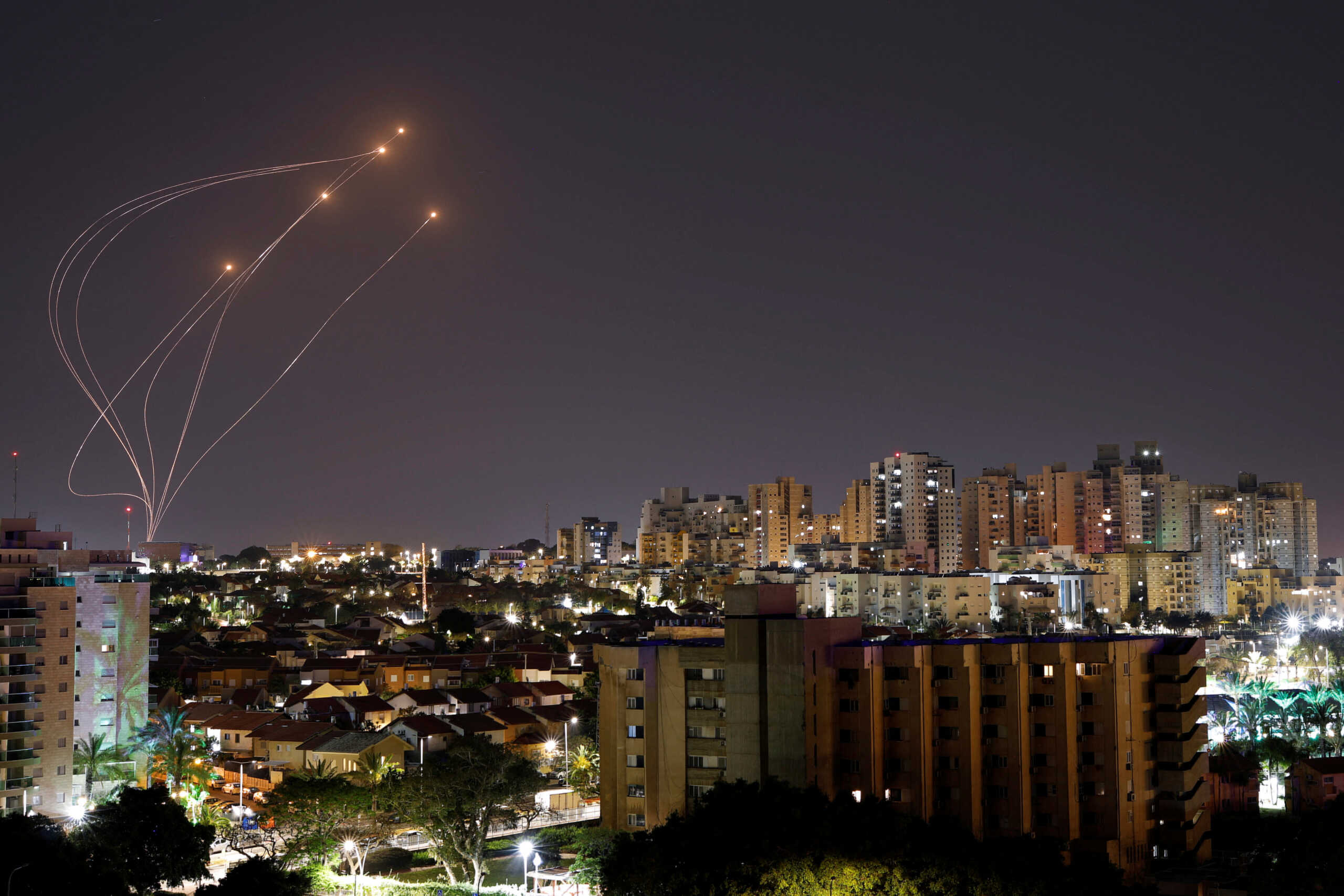 Το Ισραήλ χτυπά ταυτόχρονα Λωρίδα της Γάζας και Λίβανο – «Μπαράζ» βομβαρδισμών