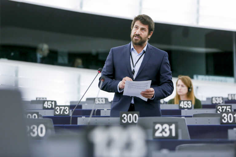 Άρση ασυλίας του Αλέξη Γεωργούλη αποφάσισε η Επιτροπή Νομικών Υποθέσεων του ευρωκοινοβουλίου