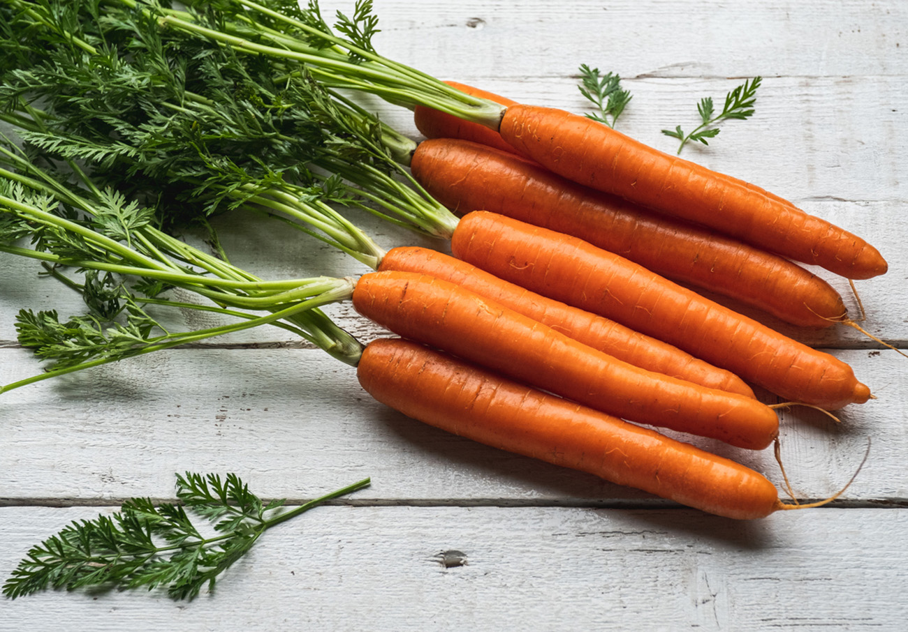 Bunch of homegrown organic carrots.