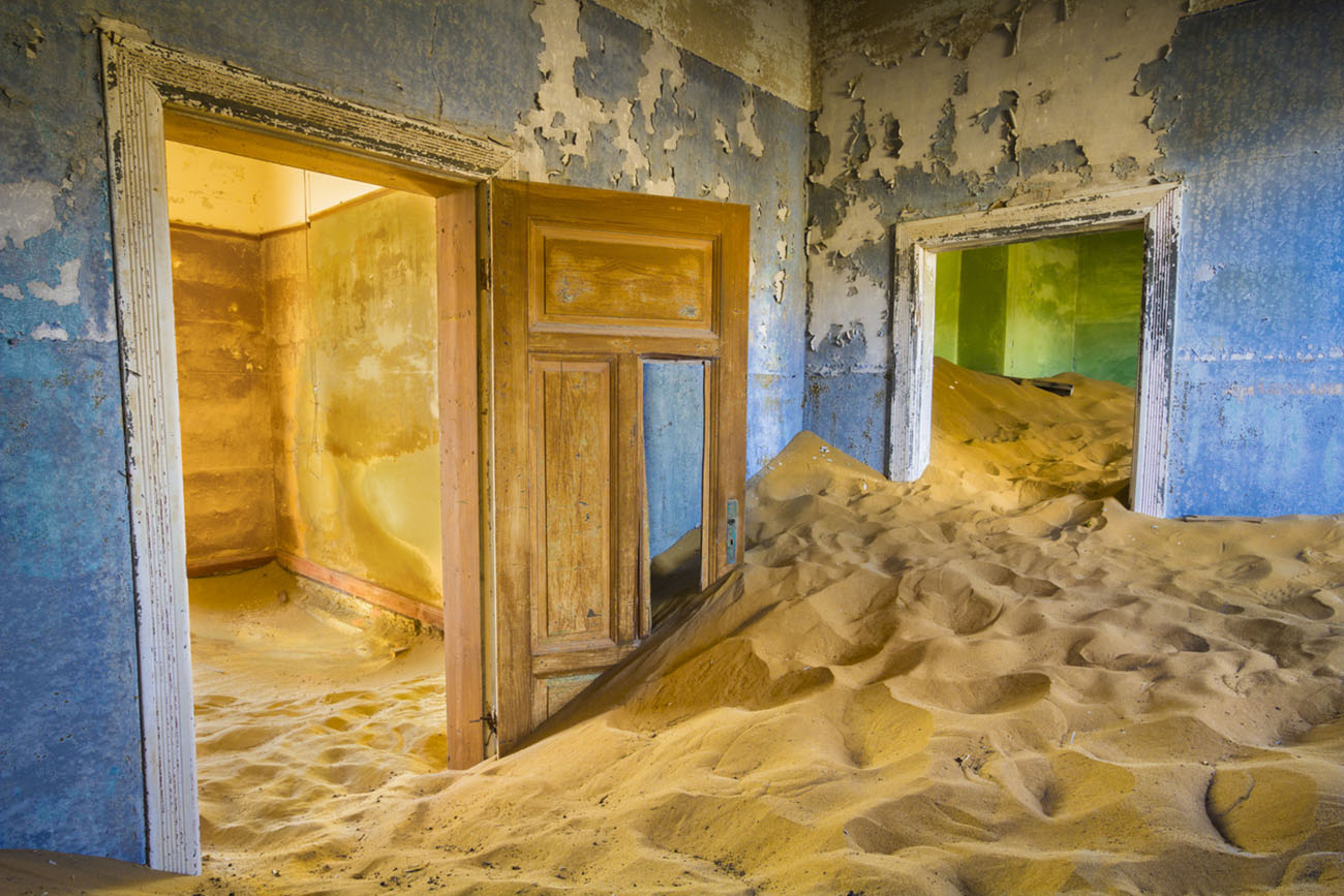 Kolmanskop, η πραγματική πόλη φάντασμα που «κατάπιαν» οι αμμοθύελλες