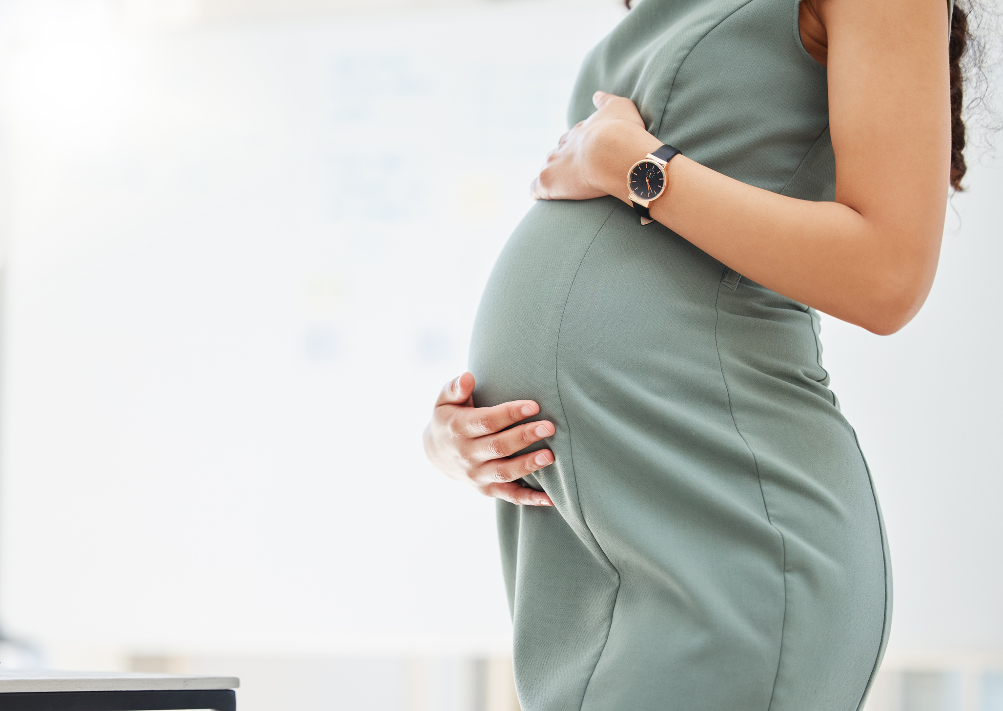 Έρευνα: Γυναίκες με ερυθηματώδη λύκο κινδυνεύουν περισσότερο με προβλήματα υγείας κατά την εγκυμοσύνη