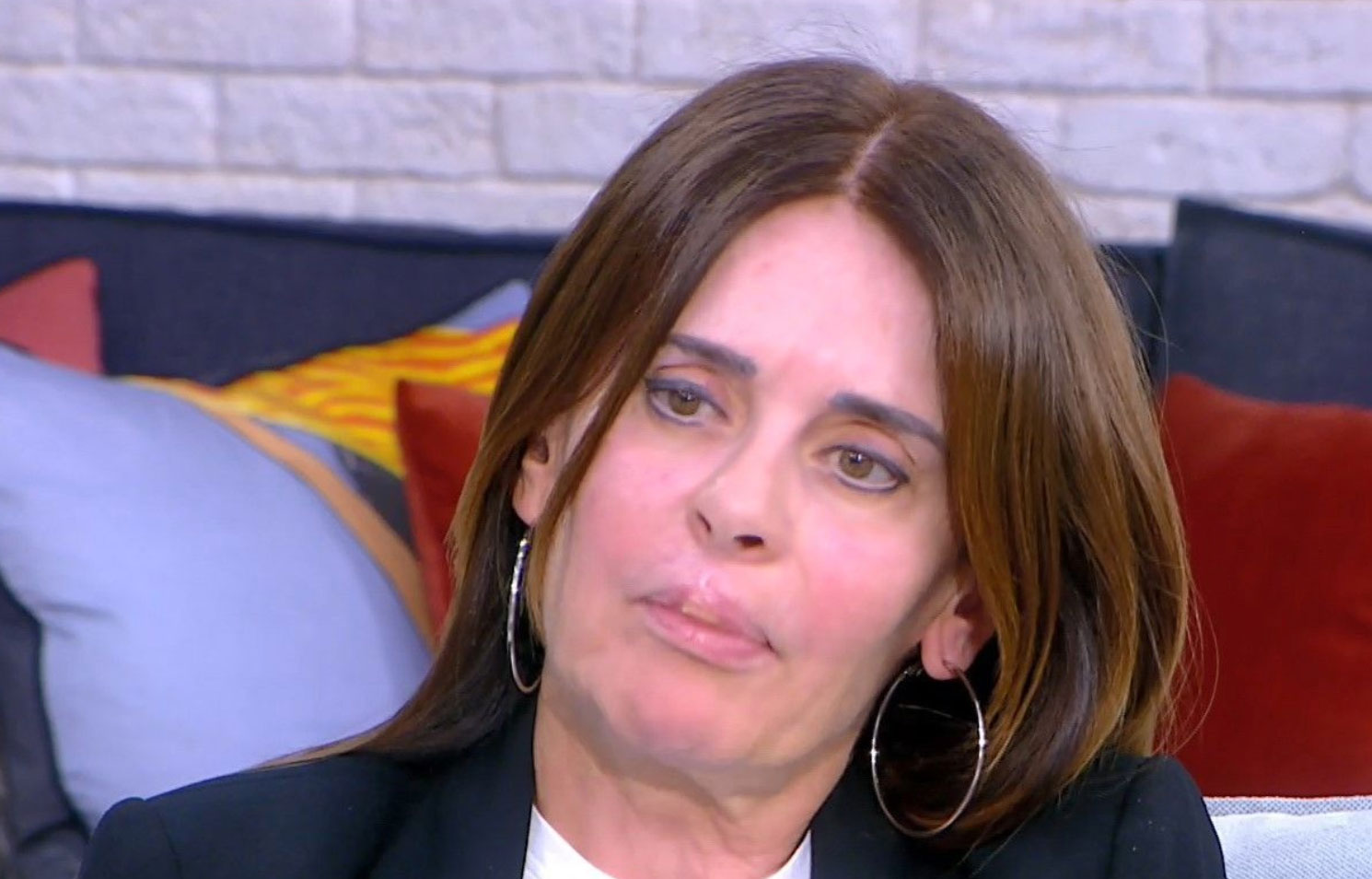 Κατερίνα Πλουμιδάκη: Έλληνας πλαστικός της κατέστρεψε τα χείλη – Ο απίστευτος Γολγοθάς της