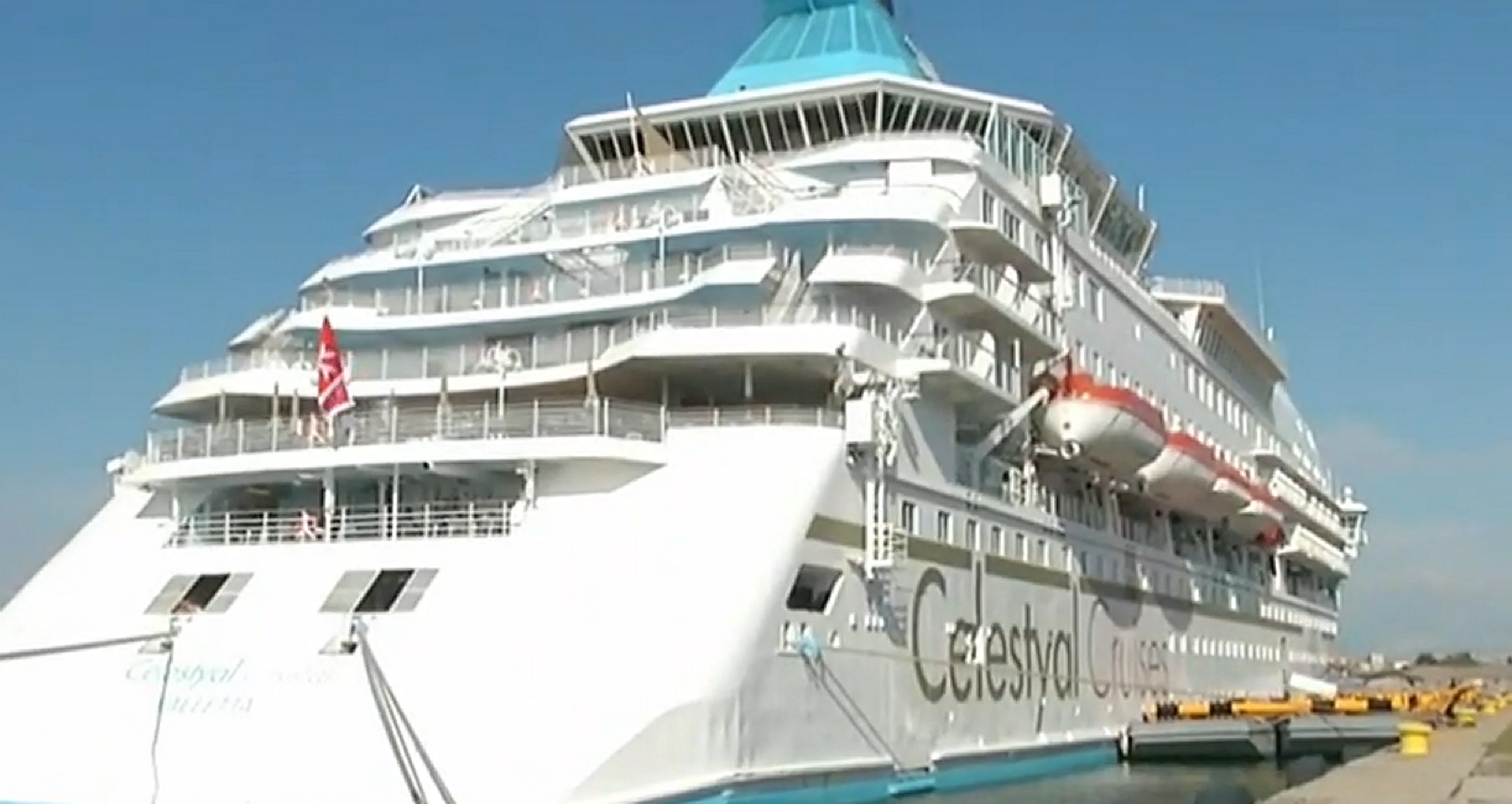 Θεσσαλονίκη: Δείτε το κρουαζιερόπλοιο «Celestyal Crystal» που έφερε εκατοντάδες τουρίστες στην πόλη