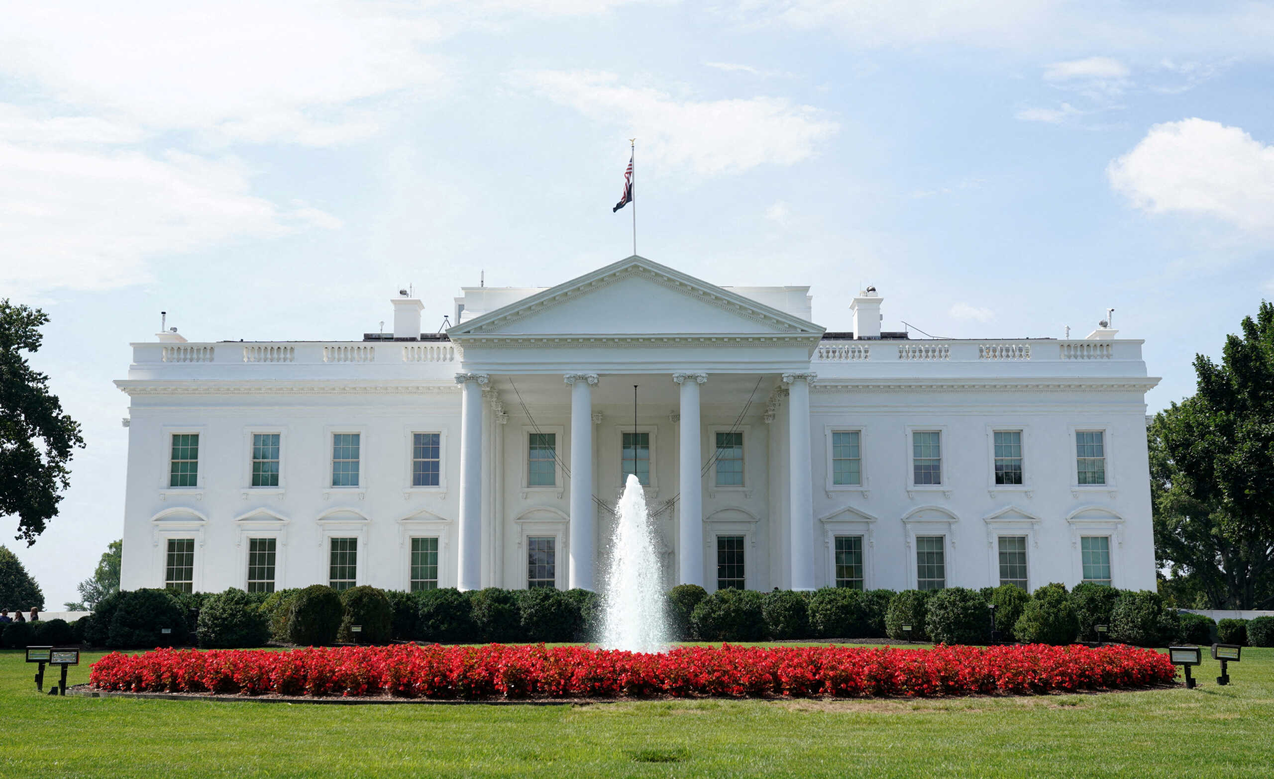 ΗΠΑ: «Καμπανάκια» από Λευκό Οίκο για δημοσιονομική «παράλυση»