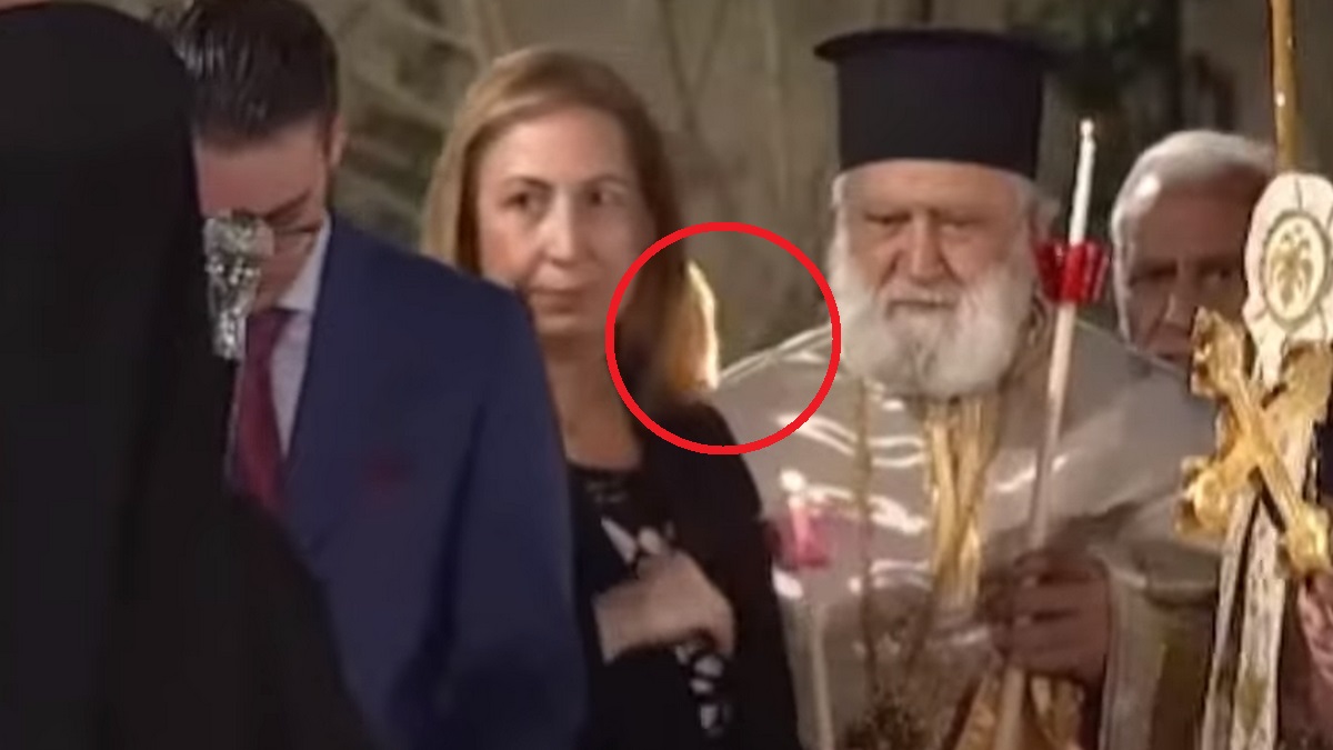 Μαριλίζα Ξενογιαννακοπούλου: Πήραν φωτιά τα μαλλιά της μέσα στην εκκλησία – Την έσωσε ο παπάς