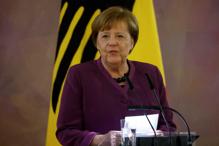 Γερμανία: Η Άνγκελα Μέρκελ τιμήθηκε με τον Μεγαλόσταυρο του Τάγματος της Αξίας