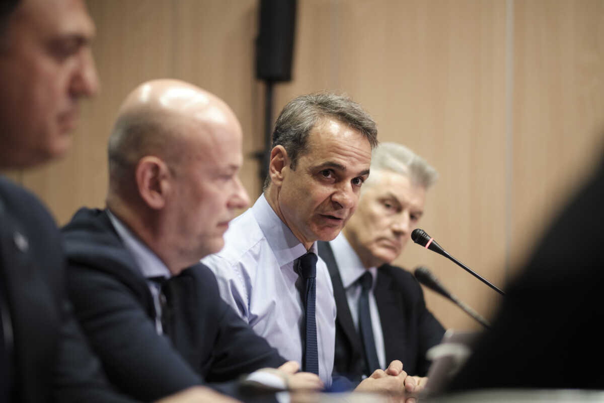 Κυριάκος Μητσοτάκης για τουρισμό: Τα έσοδα ξεπερνούν τις προσδοκίες και μας επιτρέπουν να στηρίξουμε την κοινωνία