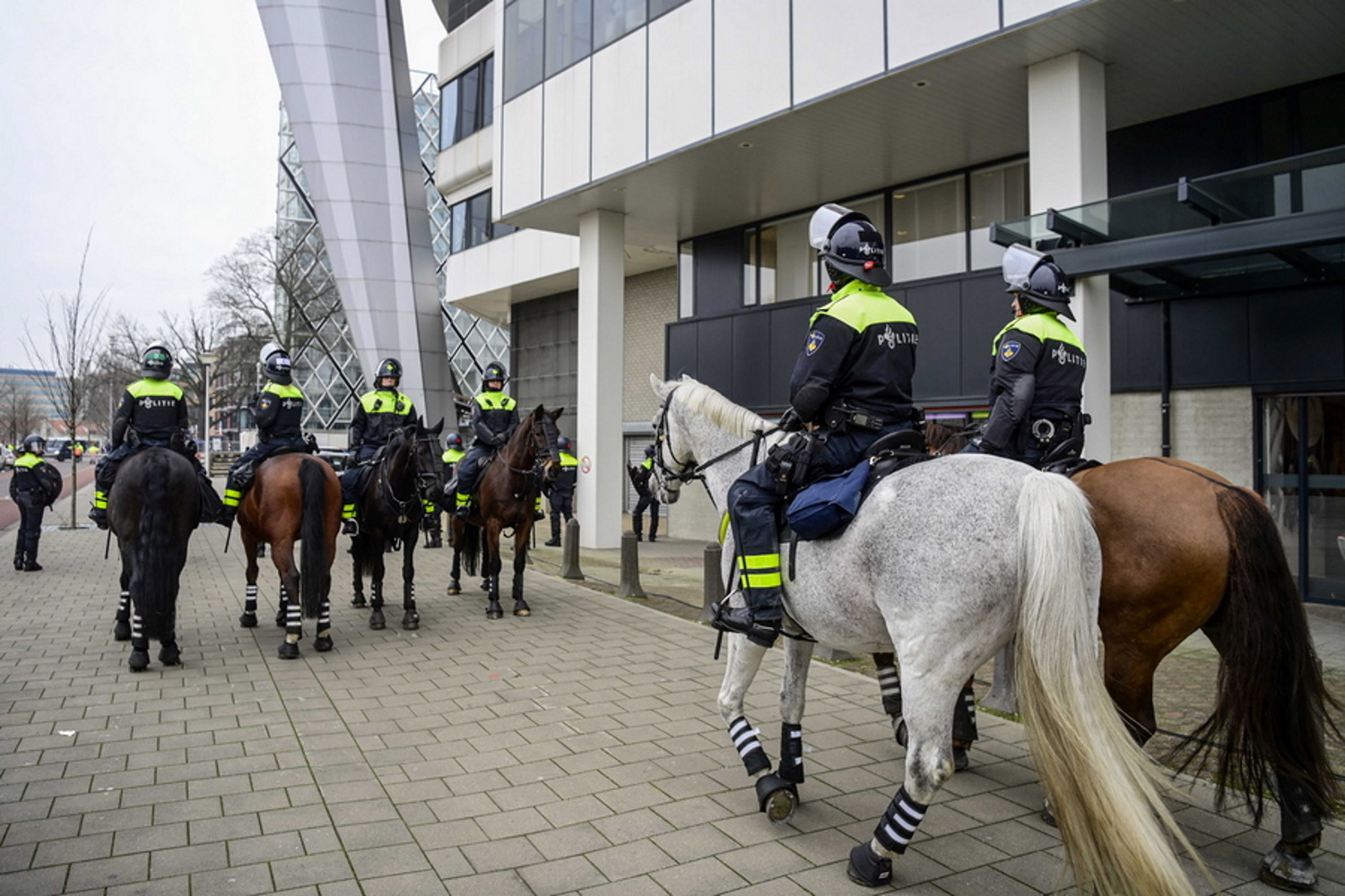 Ολλανδία: Εκκενώθηκε το κοινοβούλιο στη Χάγη – Έστειλαν ψεύτικη βόμβα σε πολιτικό
