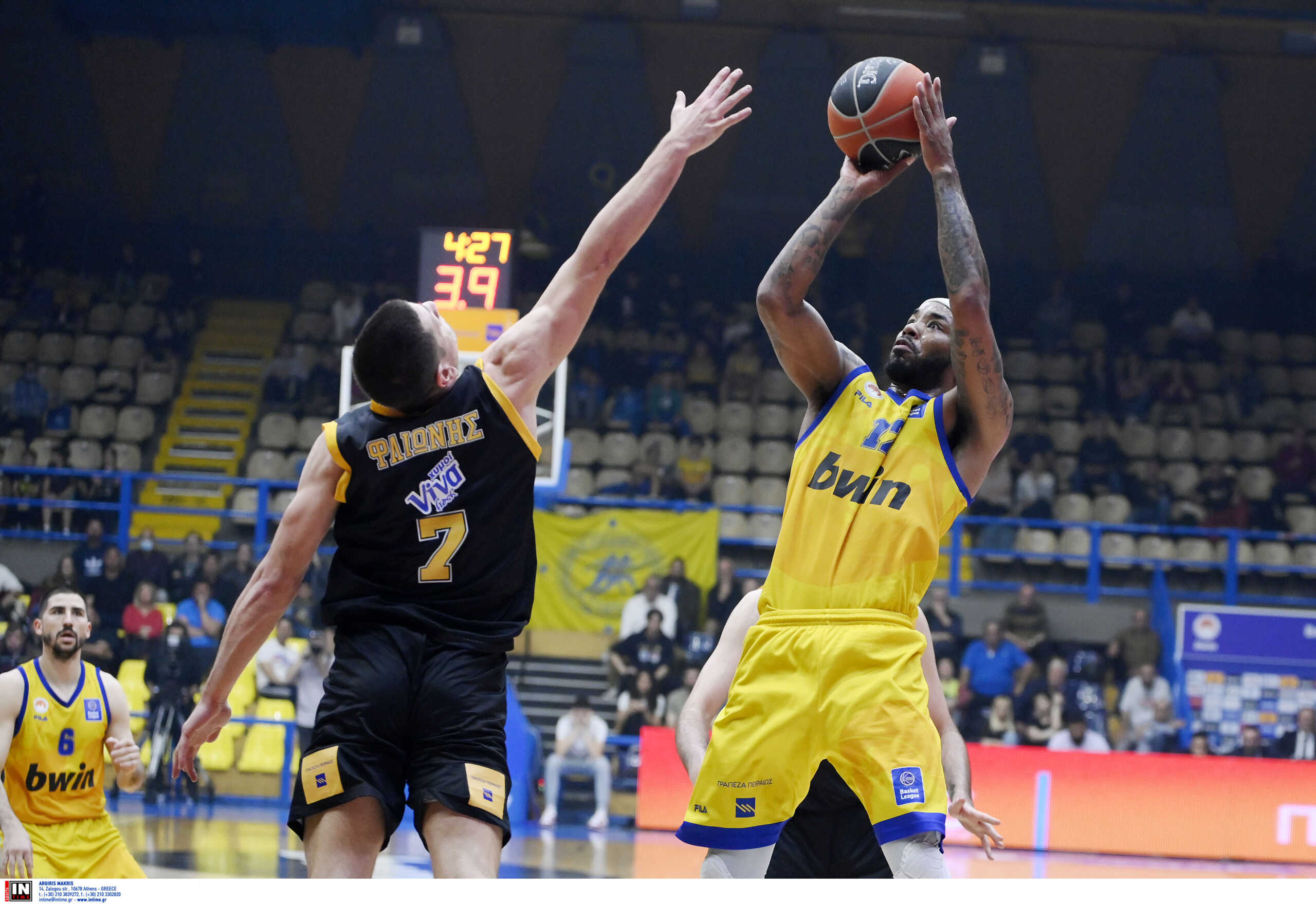 Περιστέρι – ΑΕΚ 87-73: Προβάδισμα για πρόκριση στα ημιτελικά των πλέι οφ της Basket League με οδηγό τον Ντένμον