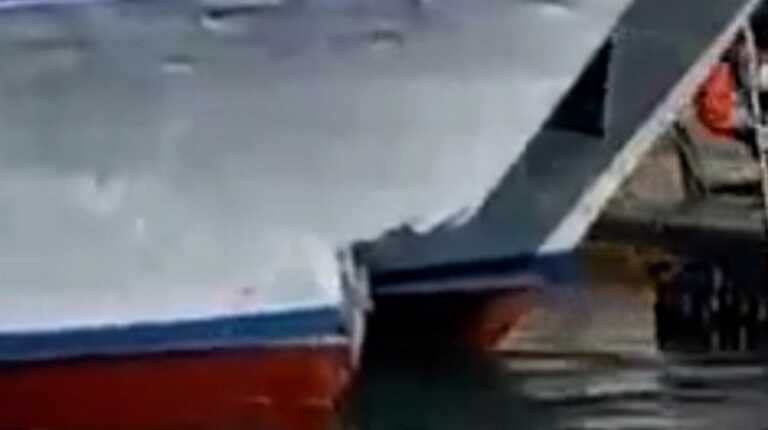 Πρόσκρουση πλοίου στο λιμάνι της Χίου - Οι πρώτες εικόνες μετά το σοβαρό λάθος που έφερε το ατύχημα