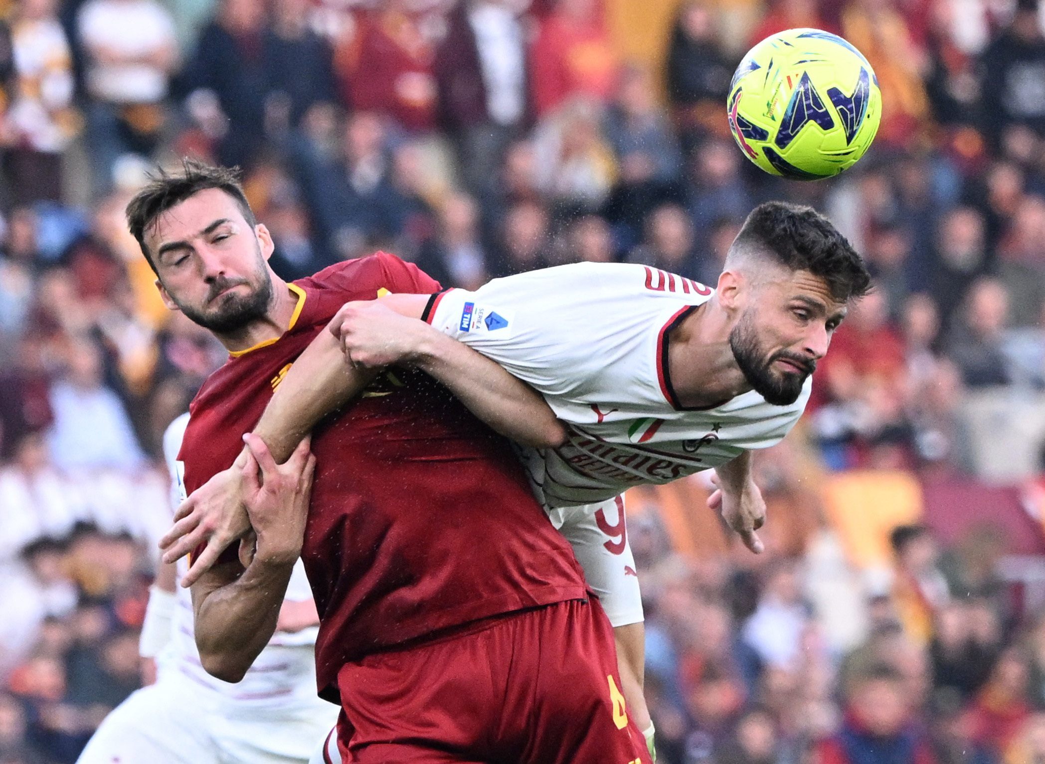 Ρόμα – Μίλαν 1-1: Ισοπαλία μετά από απίθανο φινάλε στο ντέρμπι της Serie A