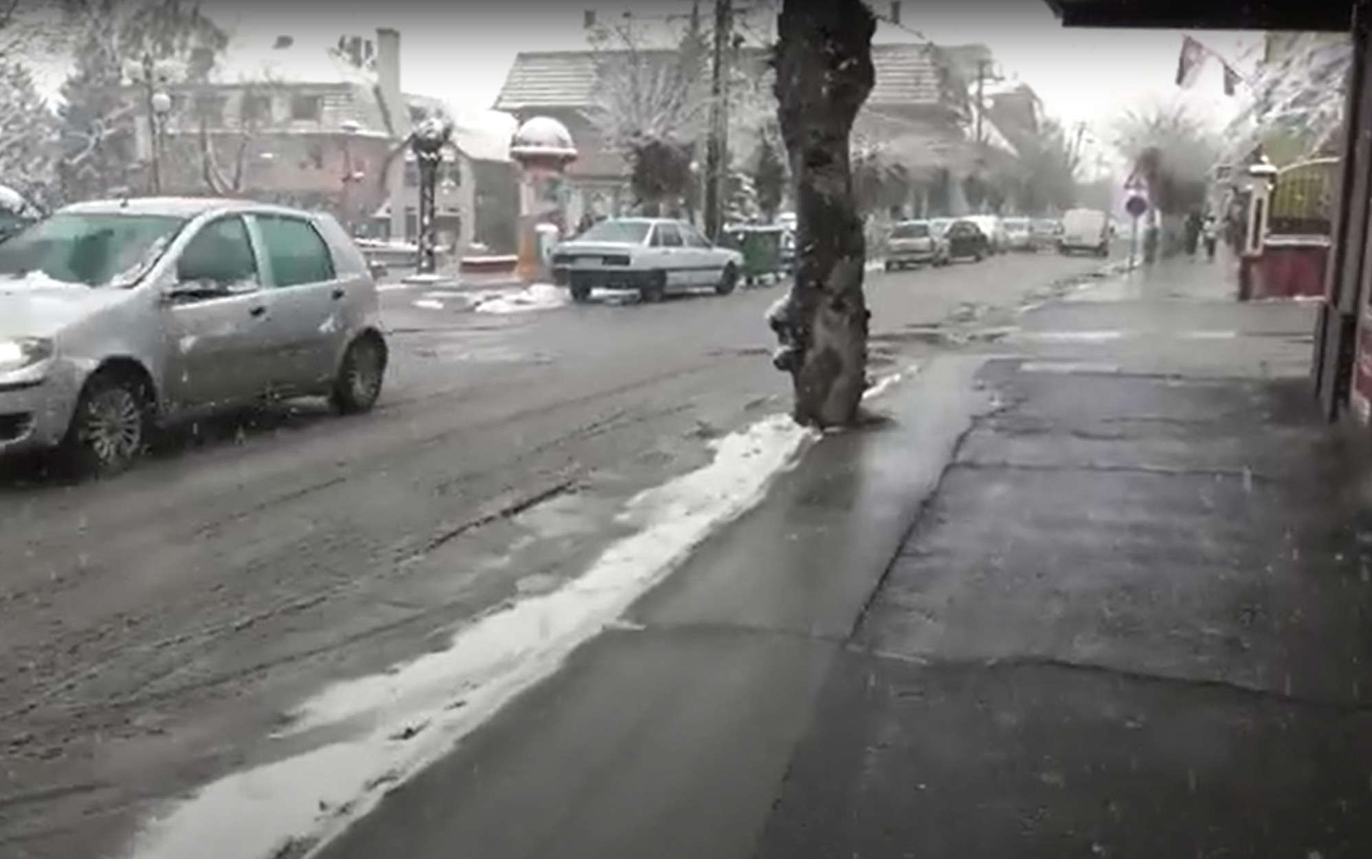 Σερβία: Ρεκόρ χιονιού για τον Απρίλιο – Μεγάλα προβλήματα και αποκλεισμένες περιοχές
