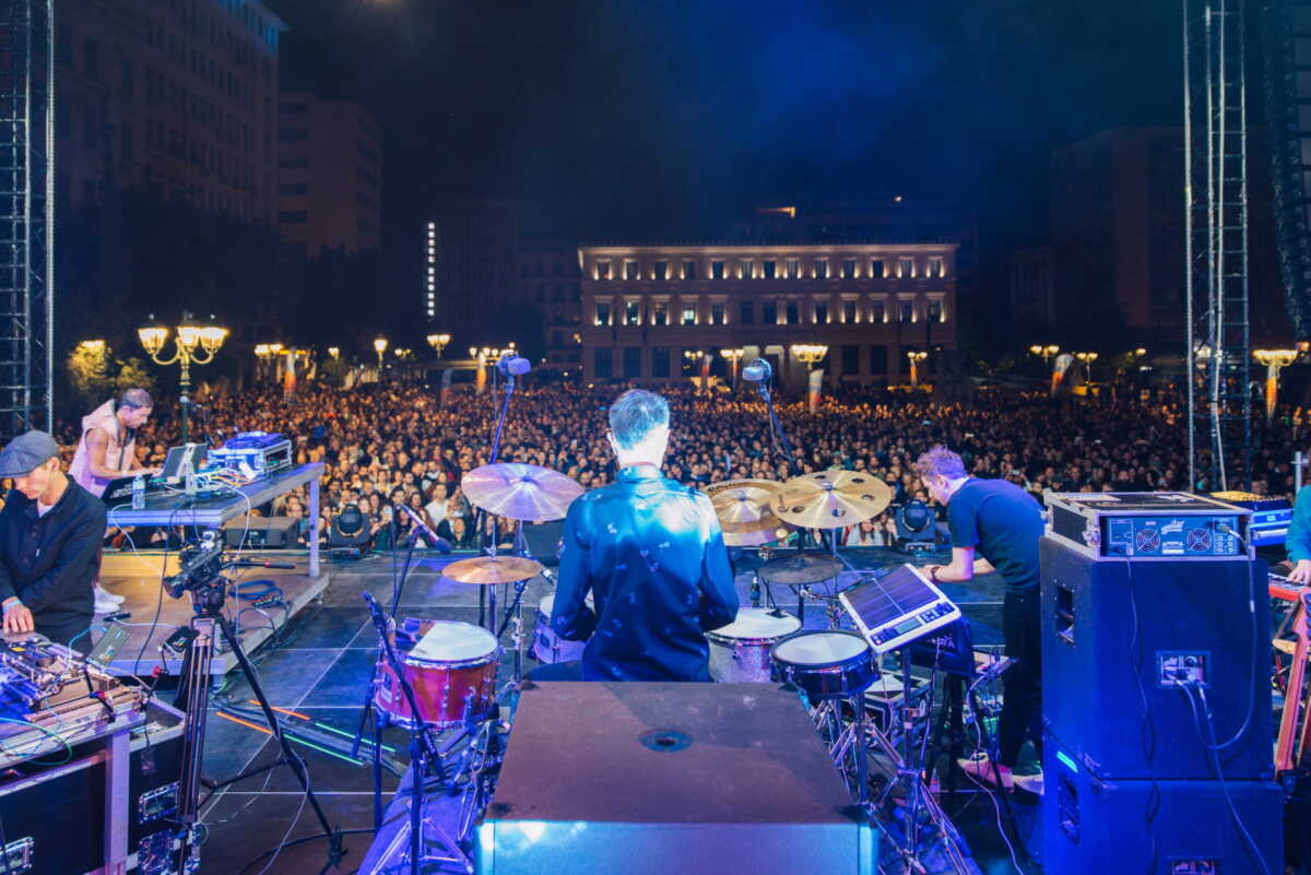 Athens City Festival του Δήμου Αθηναίων: Οι Cinematic Orchestra μάγεψαν 6.000 θεατές