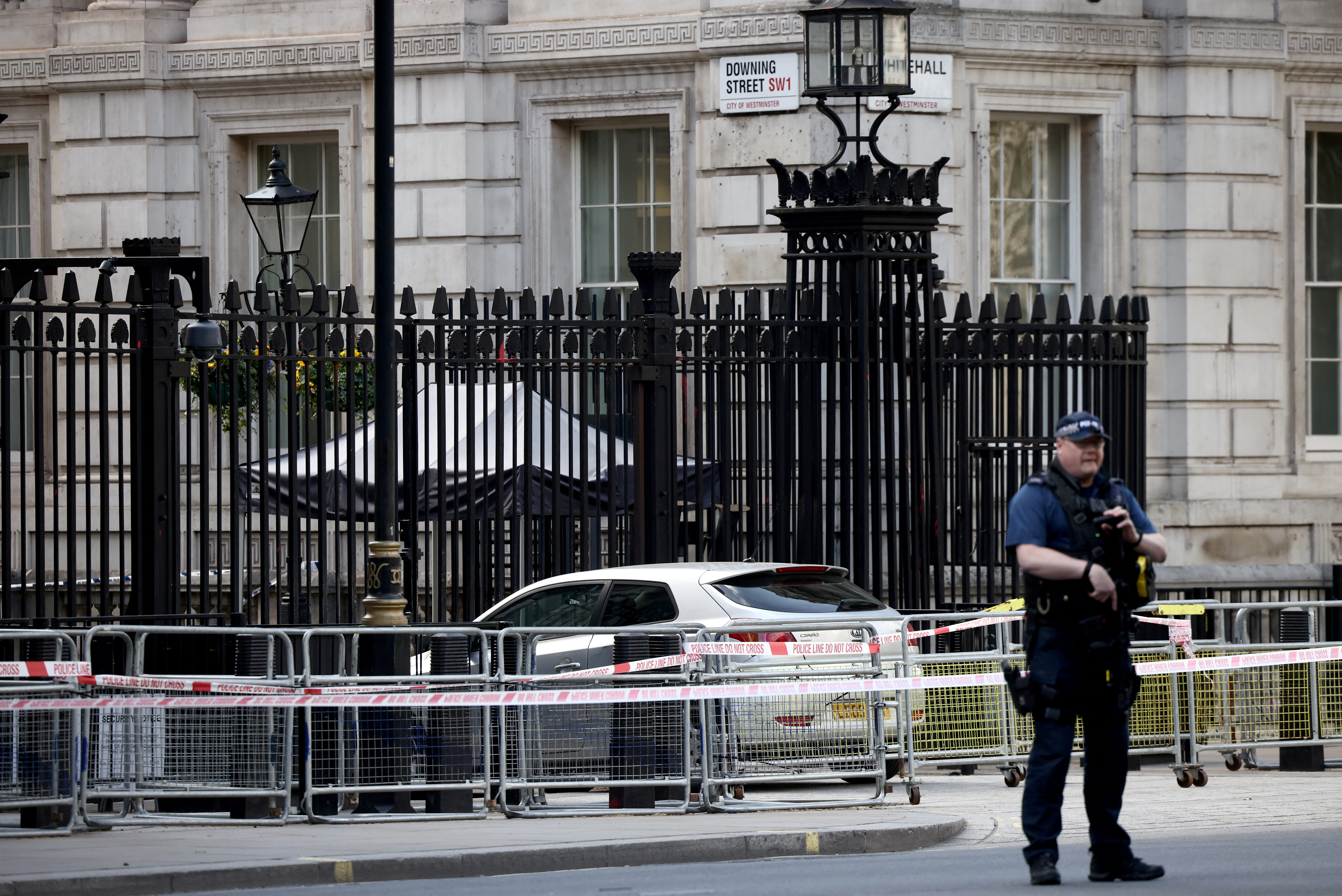 Λονδίνο: «Δεν ήταν τρομοκρατική ενέργεια» το περιστατικό στην πύλη της Downing Street