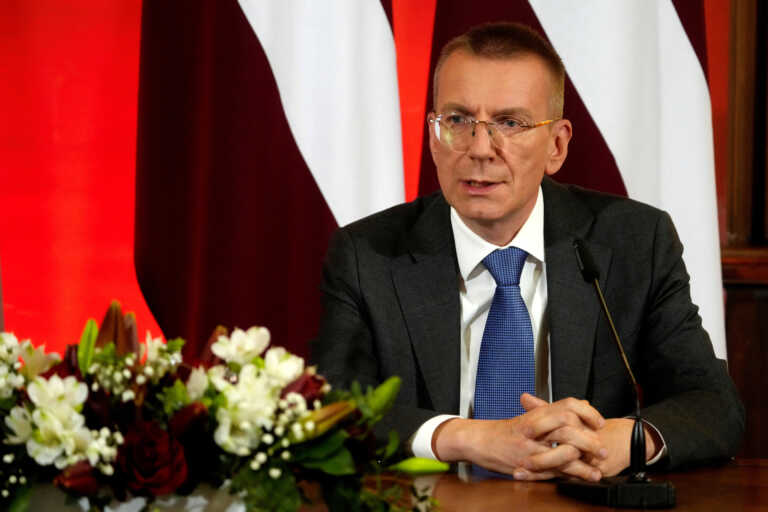 Ο Έντγκαρς Ρινκέβιτς, πρώην υπουργός Εξωτερικών, νέος πρόεδρος της Λετονίας