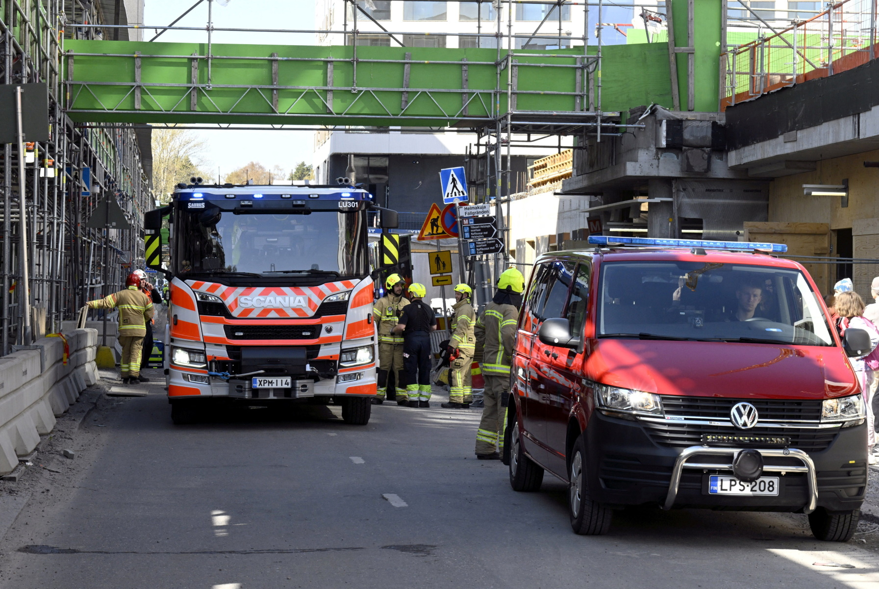 Φινλανδία: 27 τραυματίες, οι 26 μαθητές, από την κατάρρευση της πεζογέφυρας από κόντρα πλακέ