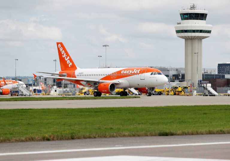 Η Easyjet ακύρωσε 1.700 πτήσεις το καλοκαίρι, κυρίως στο αεροδρόμιο Γκάτγουικ του Λονδίνου