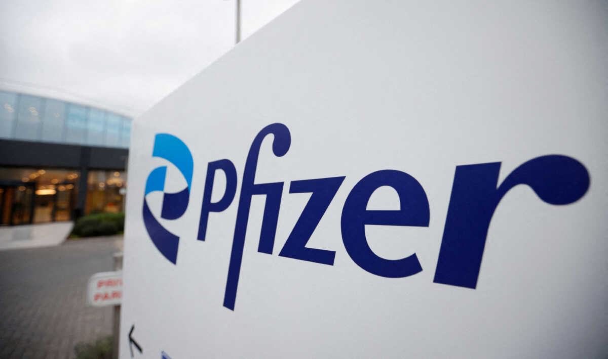 Η Pfizer θα επενδύσει τα κέρδη της από την Covid-19 στη μάχη κατά του καρκίνου