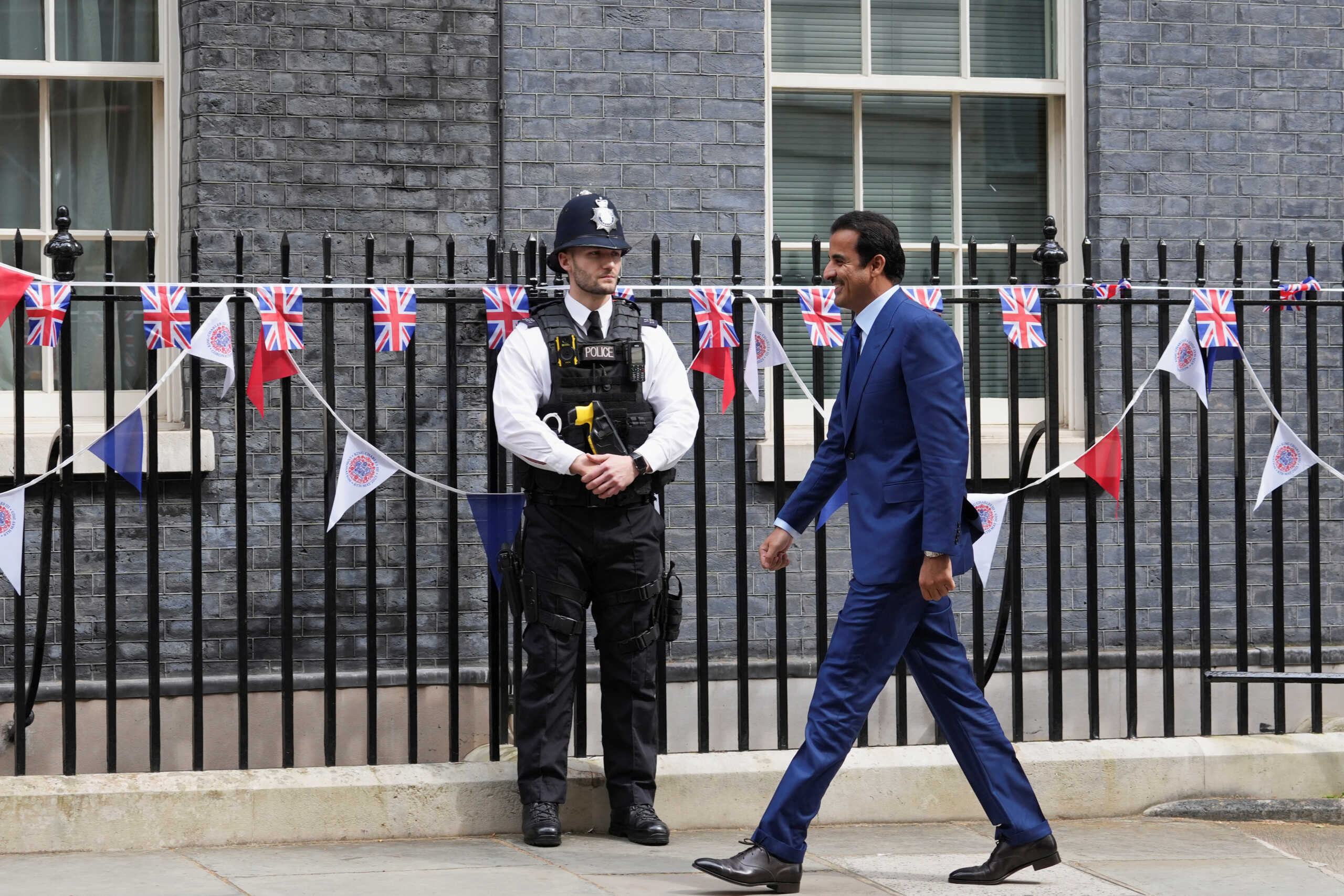 Qatar's Emir Sheikh Tamim bin Hamad al-Thani arrives to meet British Prime Minister Rishi Sunak at Downing Street in London, Britain May 5, 2023. REUTERS