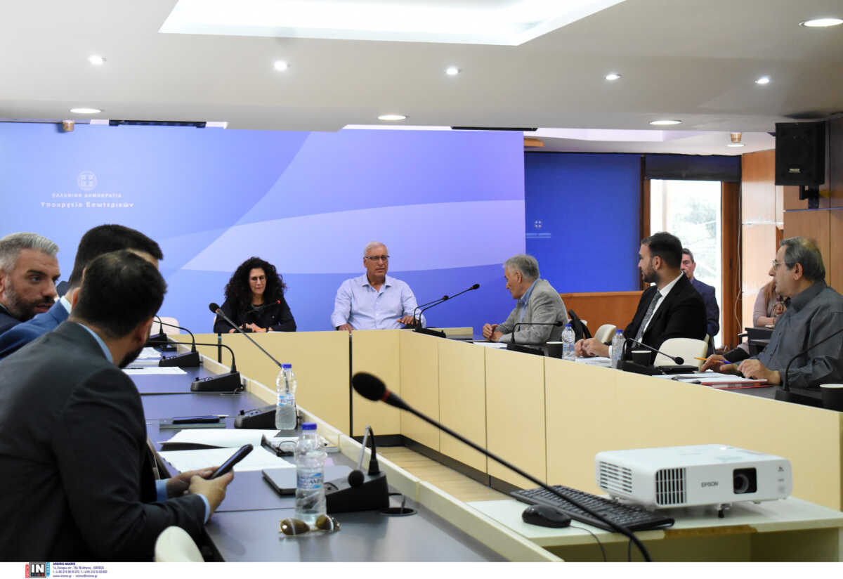 Εκλογές 2023: Χωρίς περιορισμούς οι εμφανίσεις των υποψηφίων στα ΜΜΕ εισηγείται η Διακομματική 