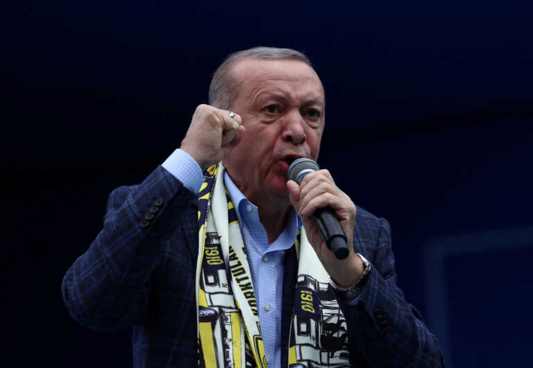 Ερντογάν: Η Δύση προσπάθησε να επηρεάσει τις εκλογές επειδή δεν αγοράζουμε από εκεί όπλα