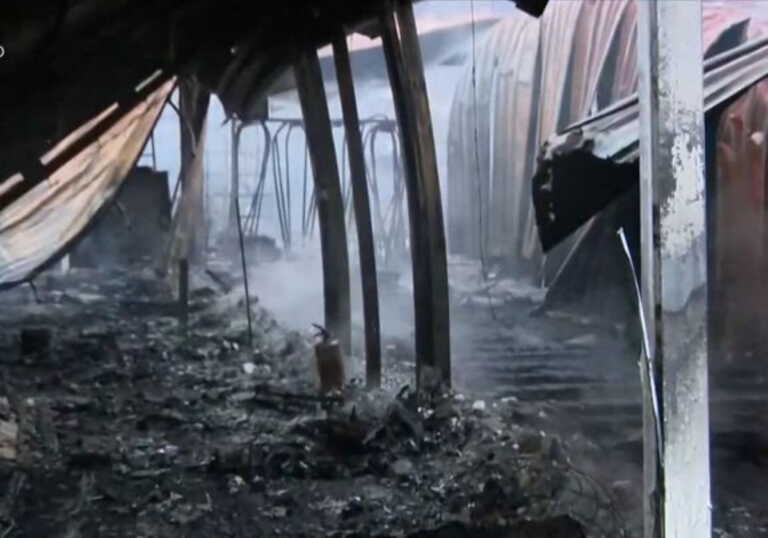 Φωτιά σε καφετέρια στην Αρτέμιδα - Καταστράφηκε ολοσχερώς