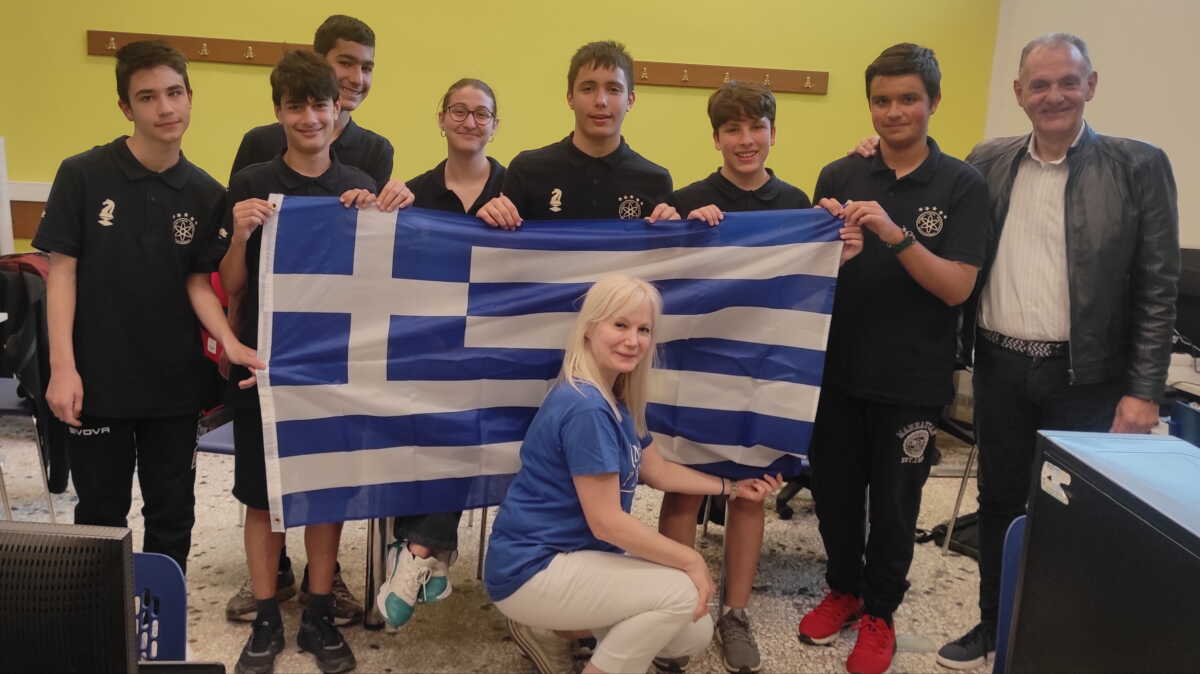 Θεσσαλονίκη: Στην κορυφή του κόσμου στο σκάκι μαθητές λυκείου