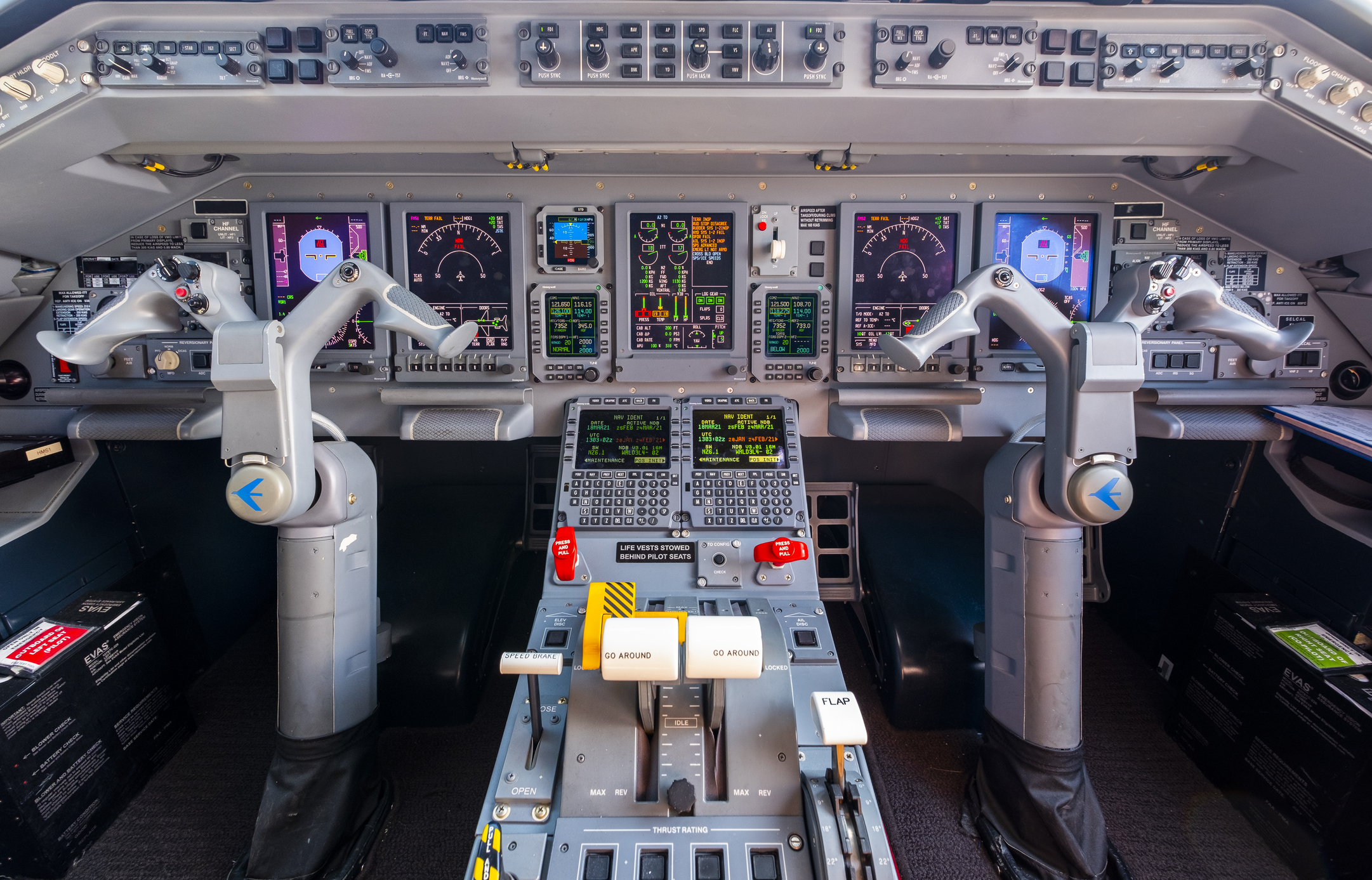 Cockpit of bussines jet