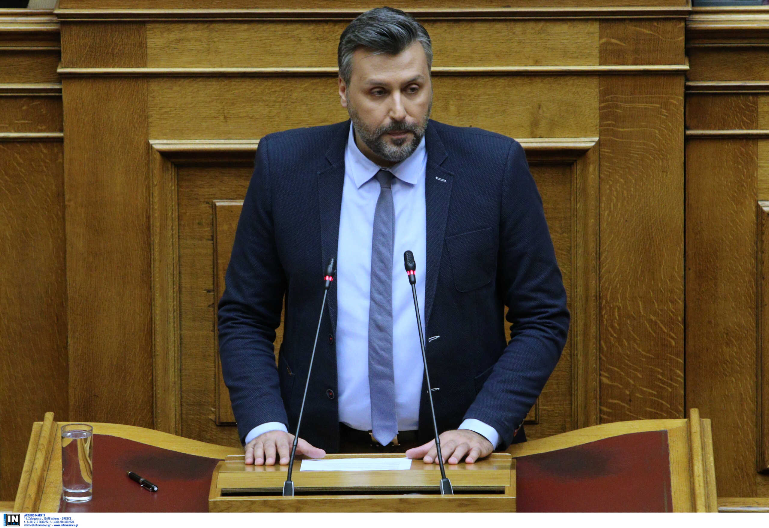 Ìüíç óõæÞôçóç êáé øÞöéóç åðß ôçò áñ÷Þò, ôùí Üñèñùí êáé ôïõ óõíüëïõ ôïõ 
ó÷åäßïõ íüìïõ ôïõ Õðïõñãåßïõ Åñãáóßáò êáé Êïéíùíéêþí ÕðïèÝóåùí: «ÁóöáëéóôéêÞ ìåôáññýèìéóç 
êáé øçöéáêüò ìåôáó÷çìáôéóìüò Åèíéêïý ÖïñÝá ÊïéíùíéêÞò  ÁóöÜëéóçò (e-Å.Ö.Ê.Á.)». 
ÅÉÓÇÃÇÔÅÓ: Âáóßëåéïò Ïéêïíüìïõ êáé Åõôõ÷ßá Á÷ôóéüãëïõ.