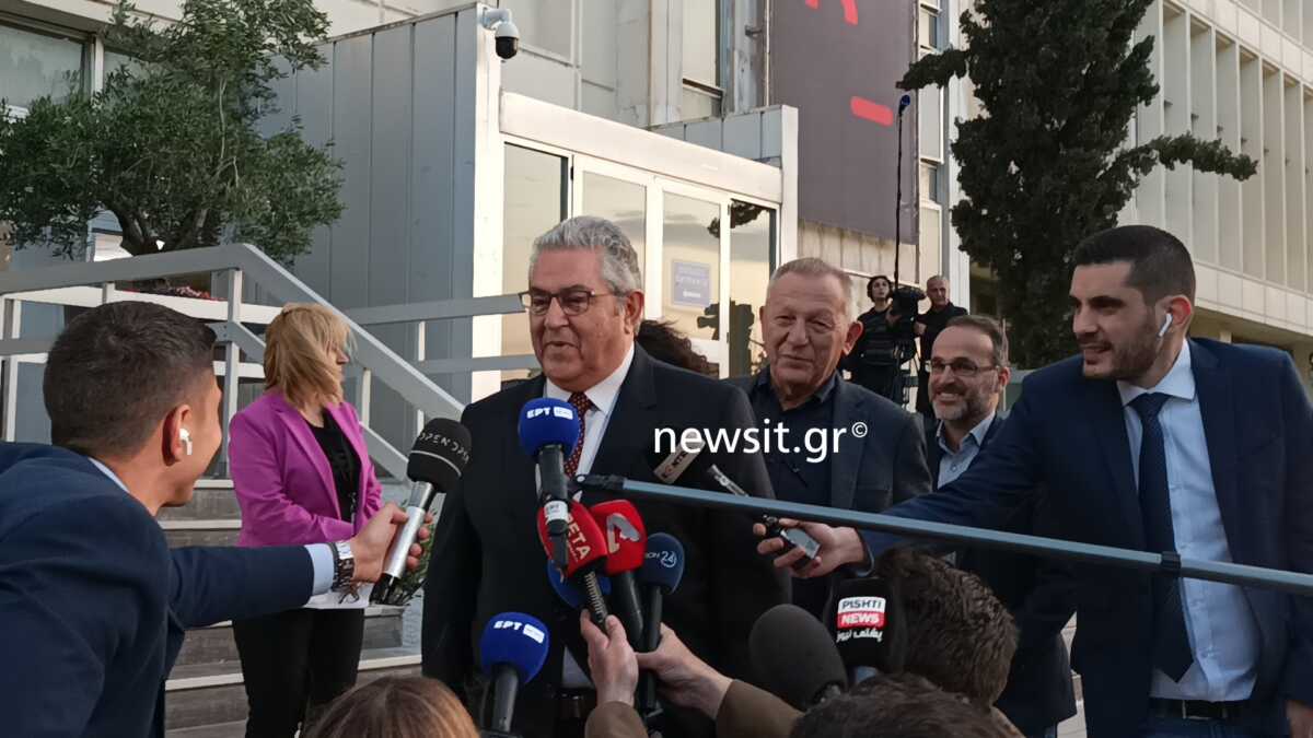 Debate – Δημήτρης Κουτσούμπας: Ο λόγος που φόρεσε γραβάτα