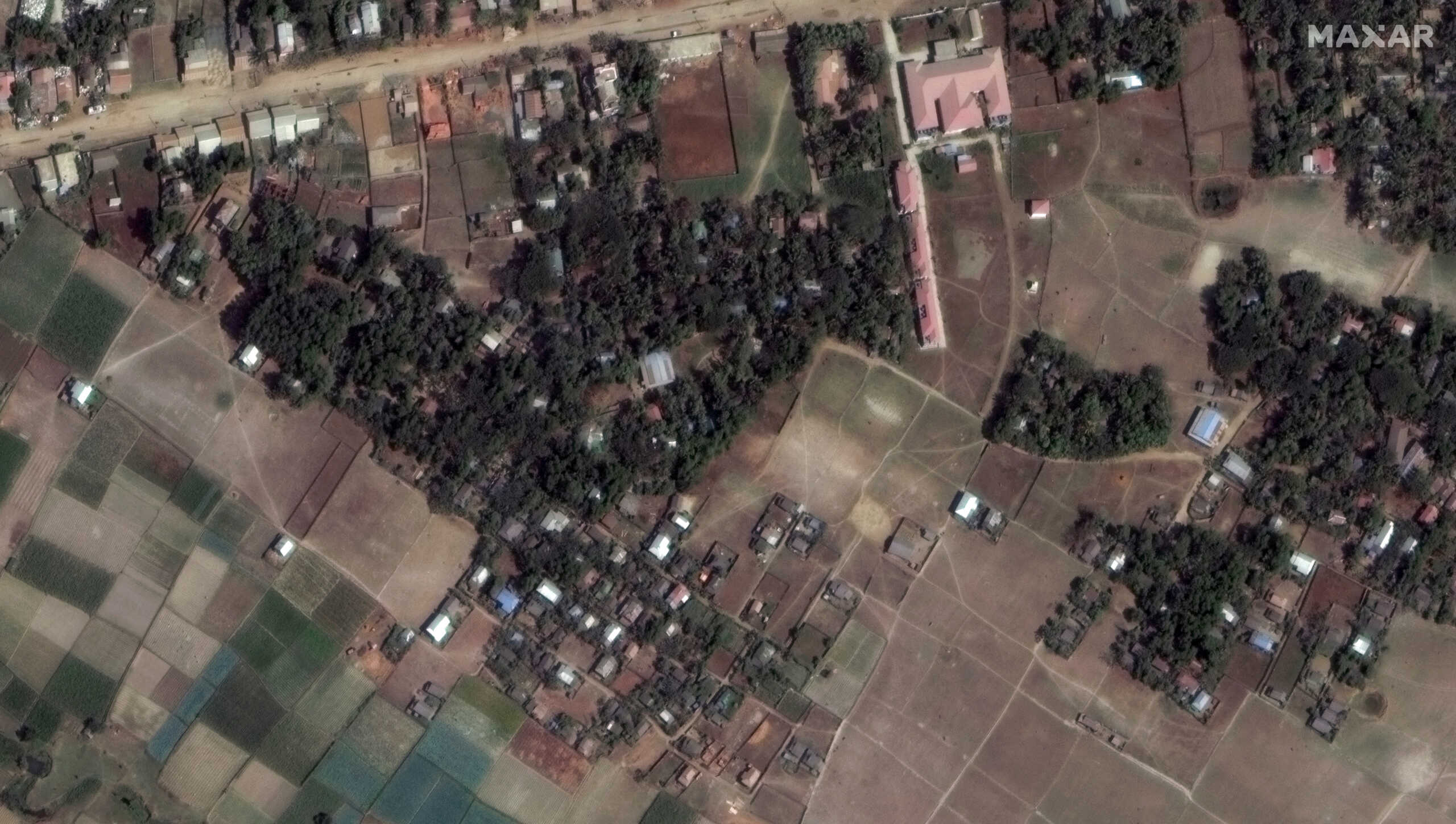 Μιανμάρ: Τουλάχιστον 41 νεκροί από τον κυκλώνα Μόκα – Εικόνες από δορυφόρο με το πριν και το μετά