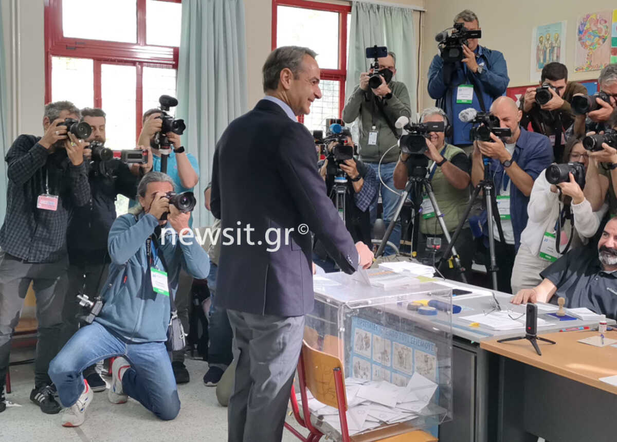 Εκλογές 2023 – Μητσοτάκης: Ο πρωθυπουργός ψήφισε στην Κηφισιά μαζί με τα παιδιά του
