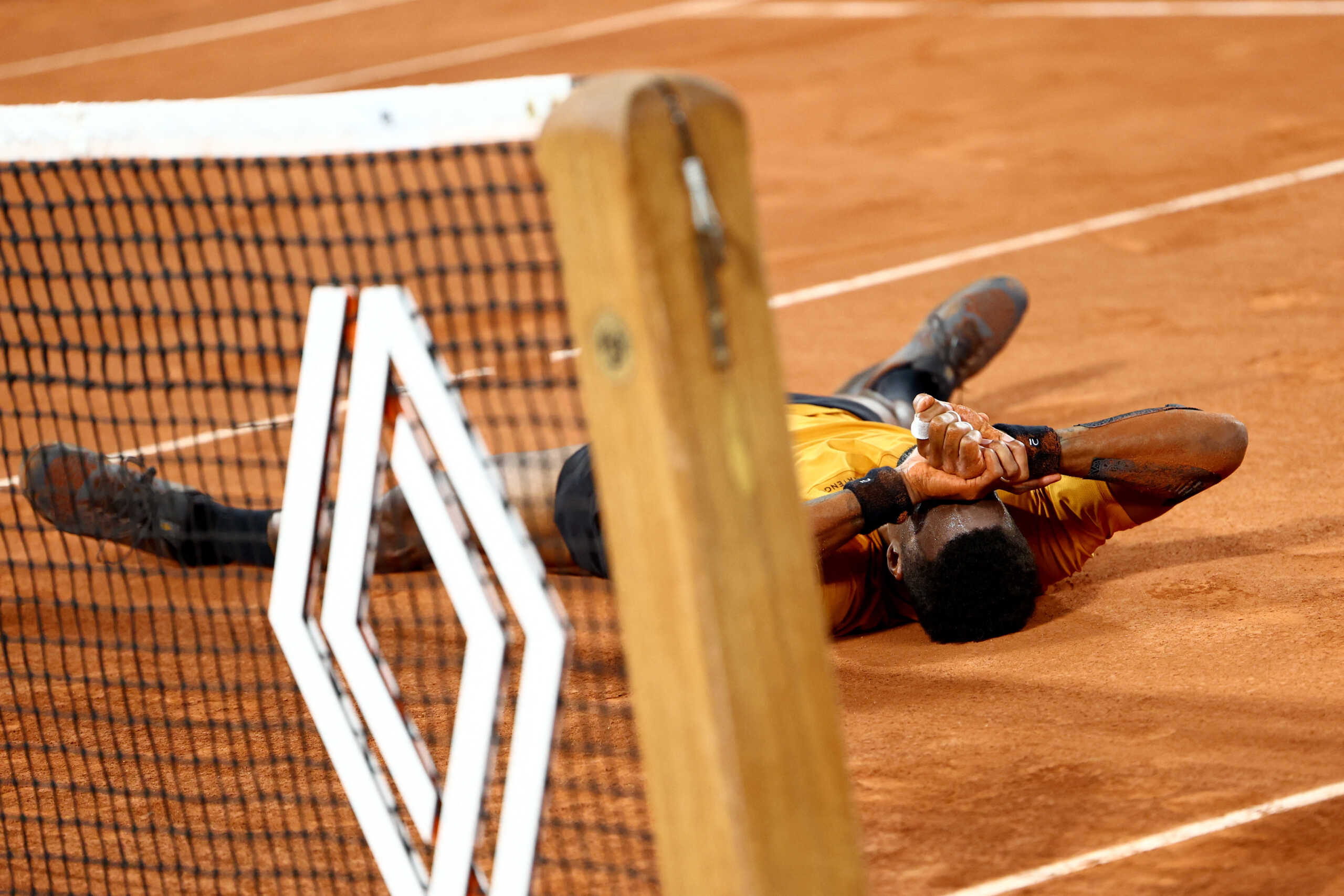 Ο Μονφίς χάρισε την πιο συγκλονιστική στιγμή στο Roland Garros