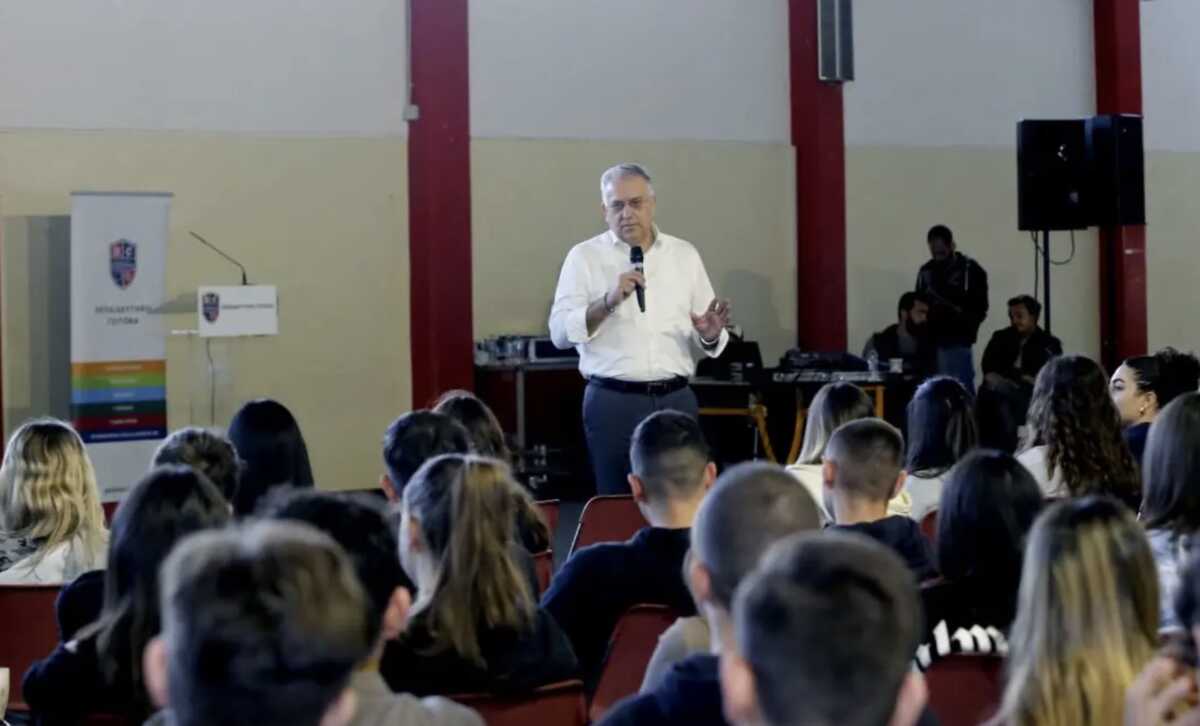 Τάκης Θεοδωρικάκος: «Ελευθερία, ασφάλεια, αλληλεγγύη, φιλία, οικογένεια πατριωτισμός, ισχυρές αξίες για τους νέους»