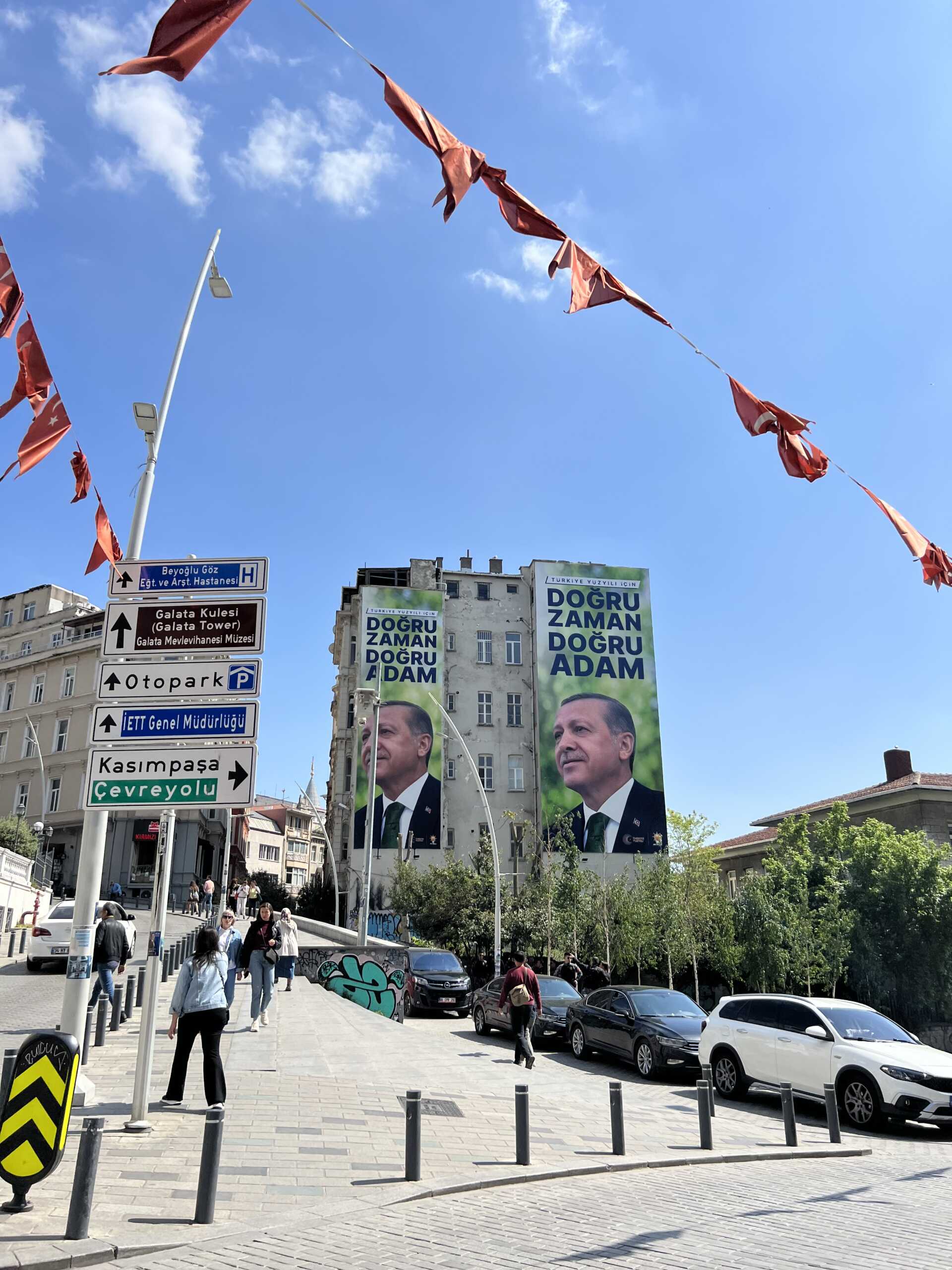 Εκλογές Τουρκία: Η «καψούρα» του Ερντογάν και το «φιλί της ζωής»