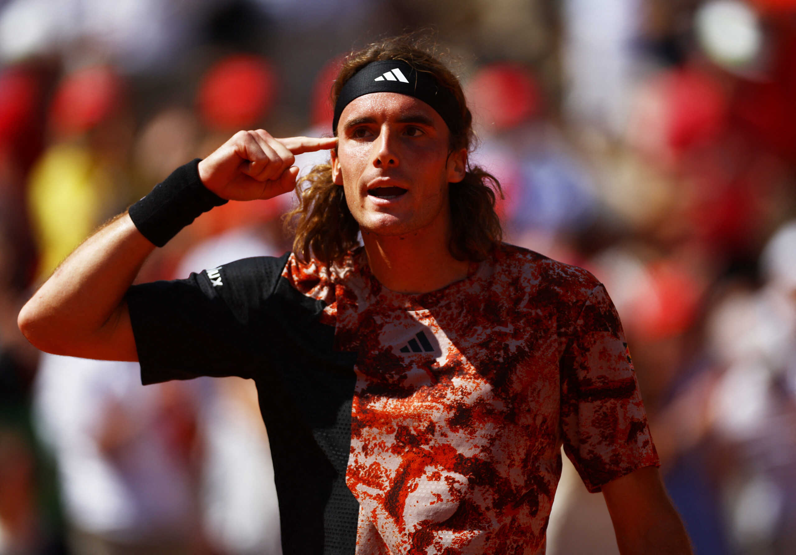 Tennis - French Open - Roland Garros, Paris, France - May 28, 2023 Greece's Stefanos Tsitsipas celebrates winning his first round match against Czech Republic's Jiri Vesely REUTERS