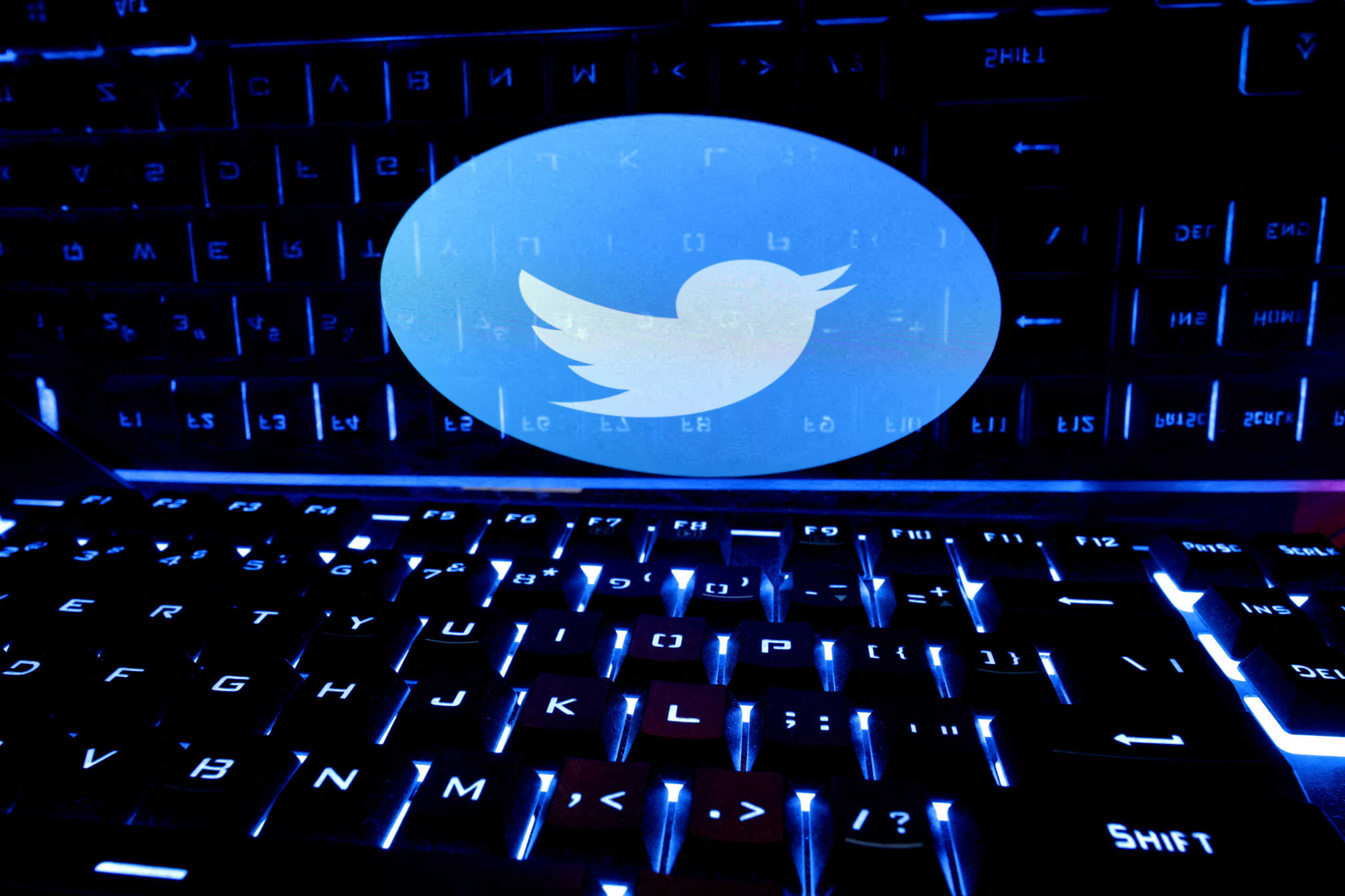 Τwitter: Έρχεται μηνιαία συνδρομή; Ο Έλον Μασκ λέει πως είναι η μοναδική λύση κατά των fake λογαριασμών